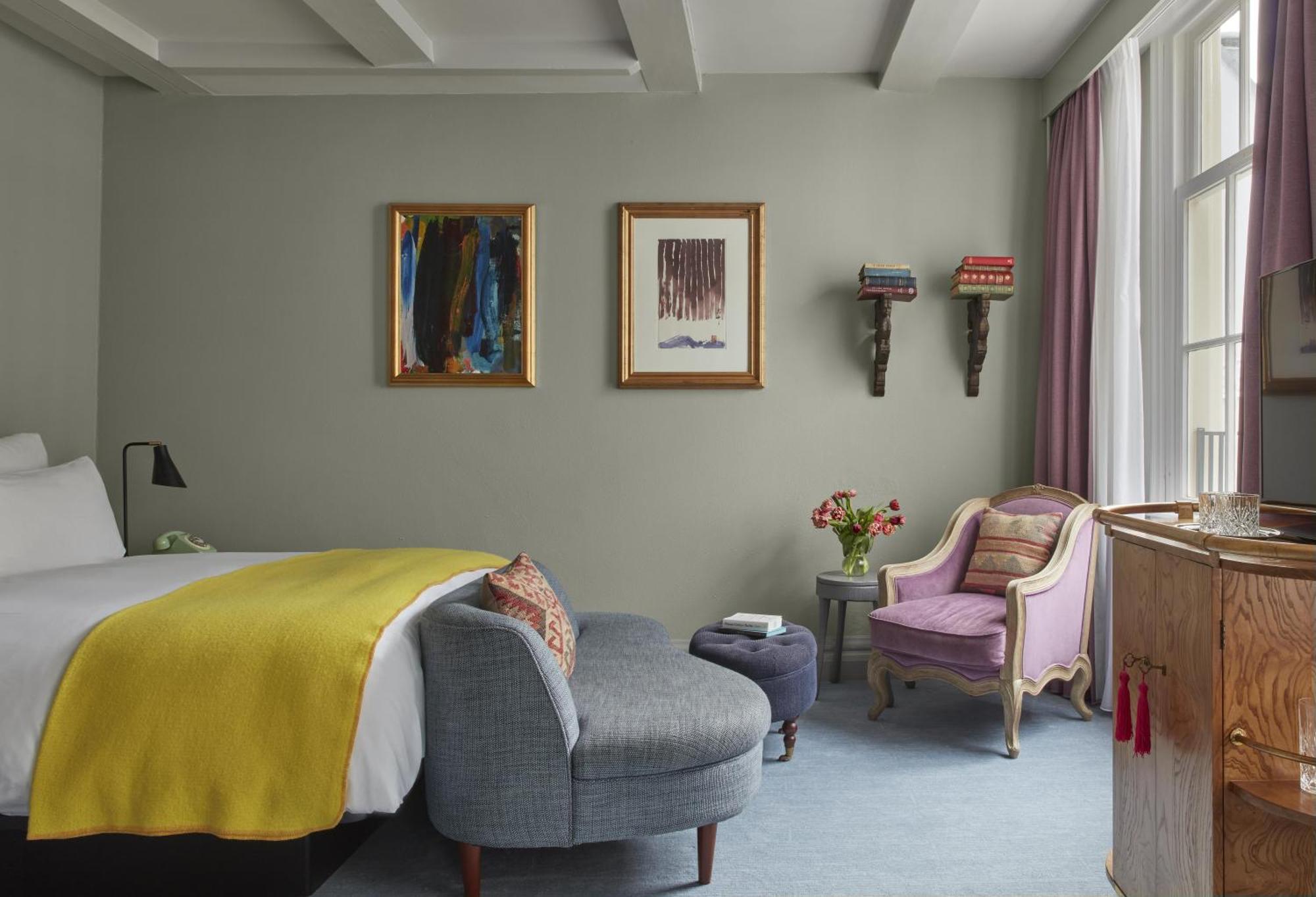 Classic Double Room