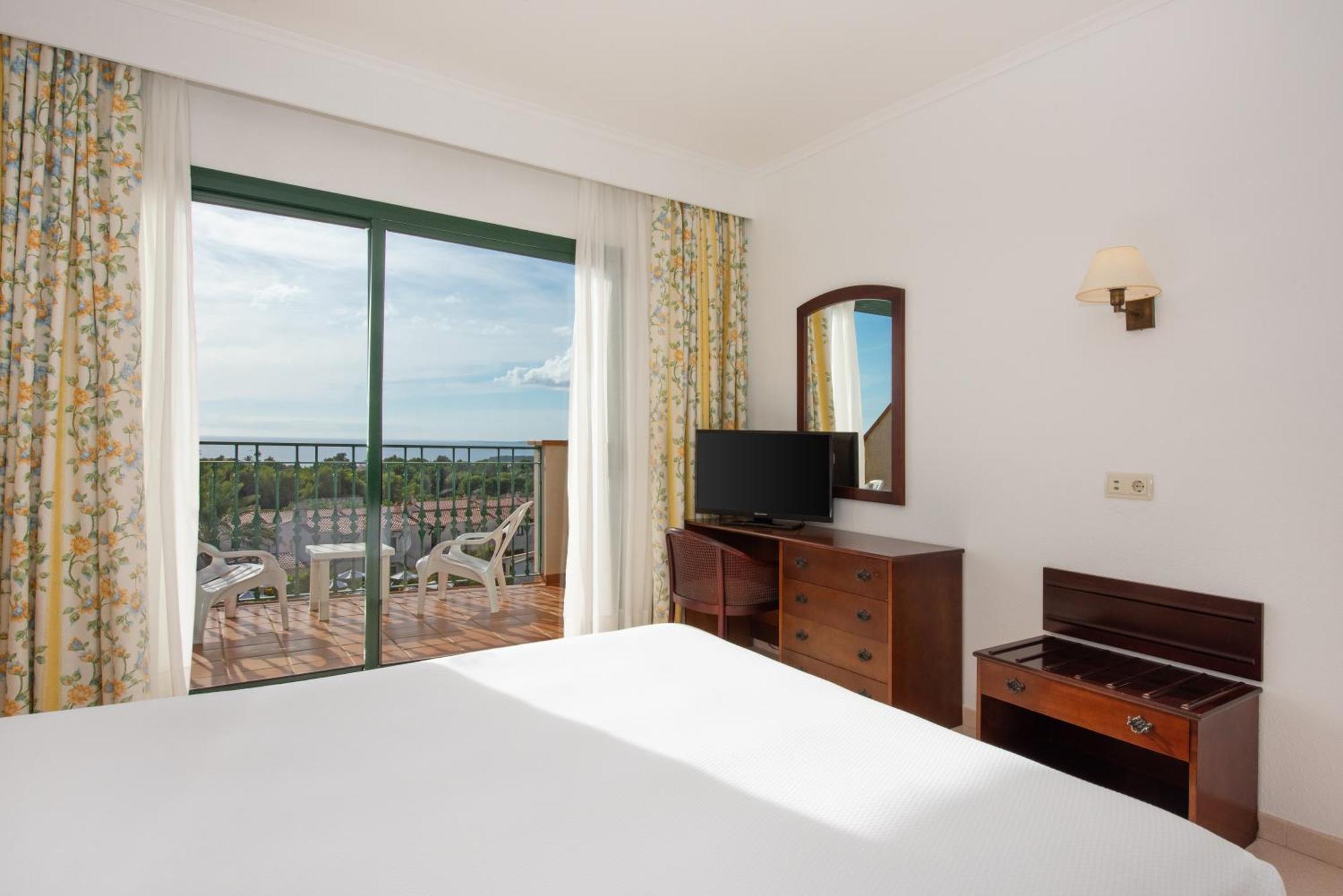 Twin Room Balcony Sea View