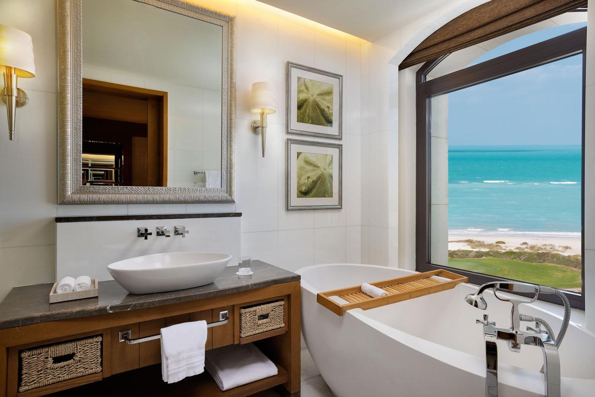 Premium Sea view Room Guest room 1 King Sofa bed Balcony