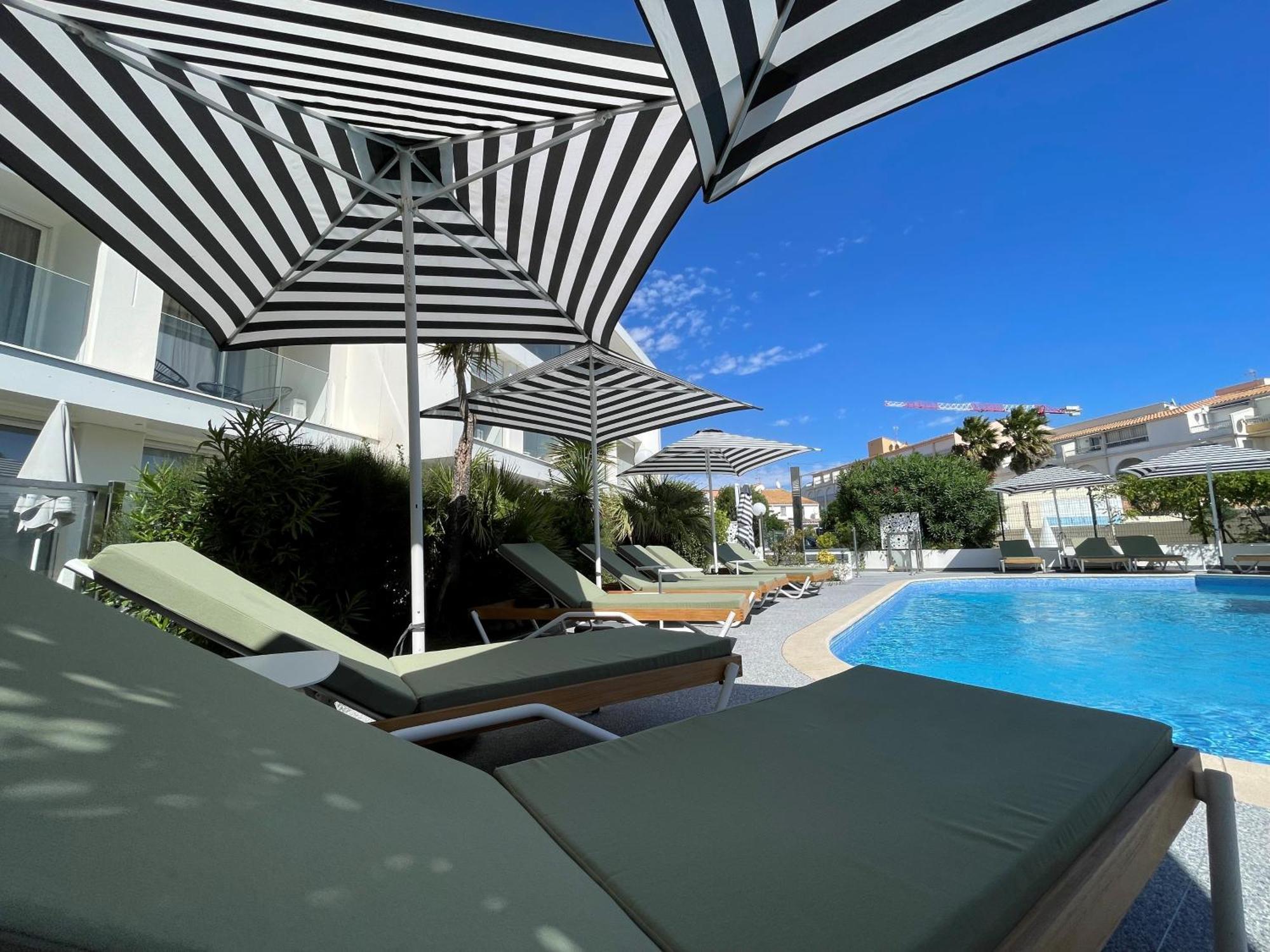 Suite Junior - Vue sur Piscine
