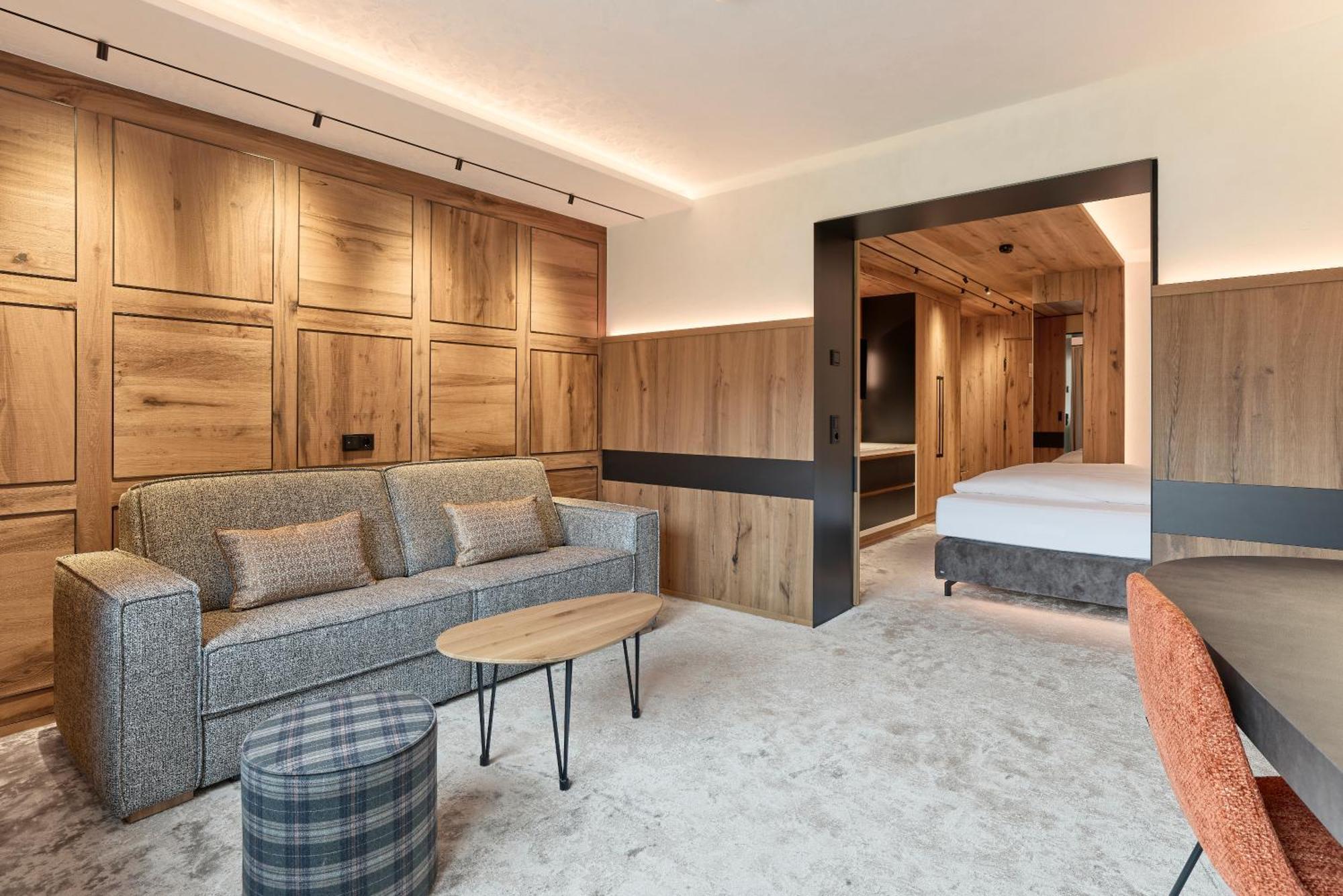 Senior Suite