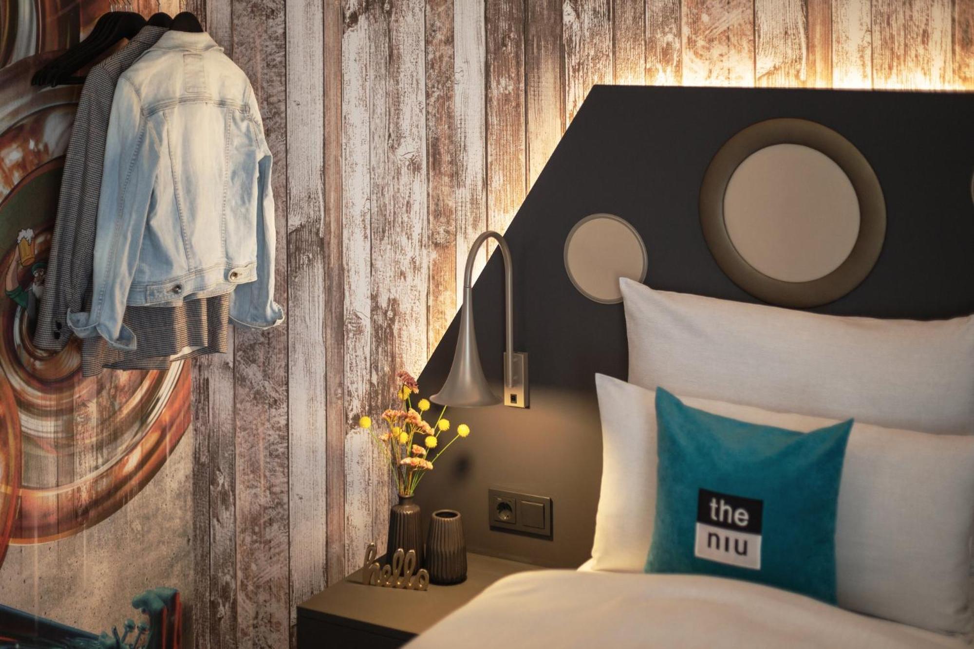 Premium Queen Room