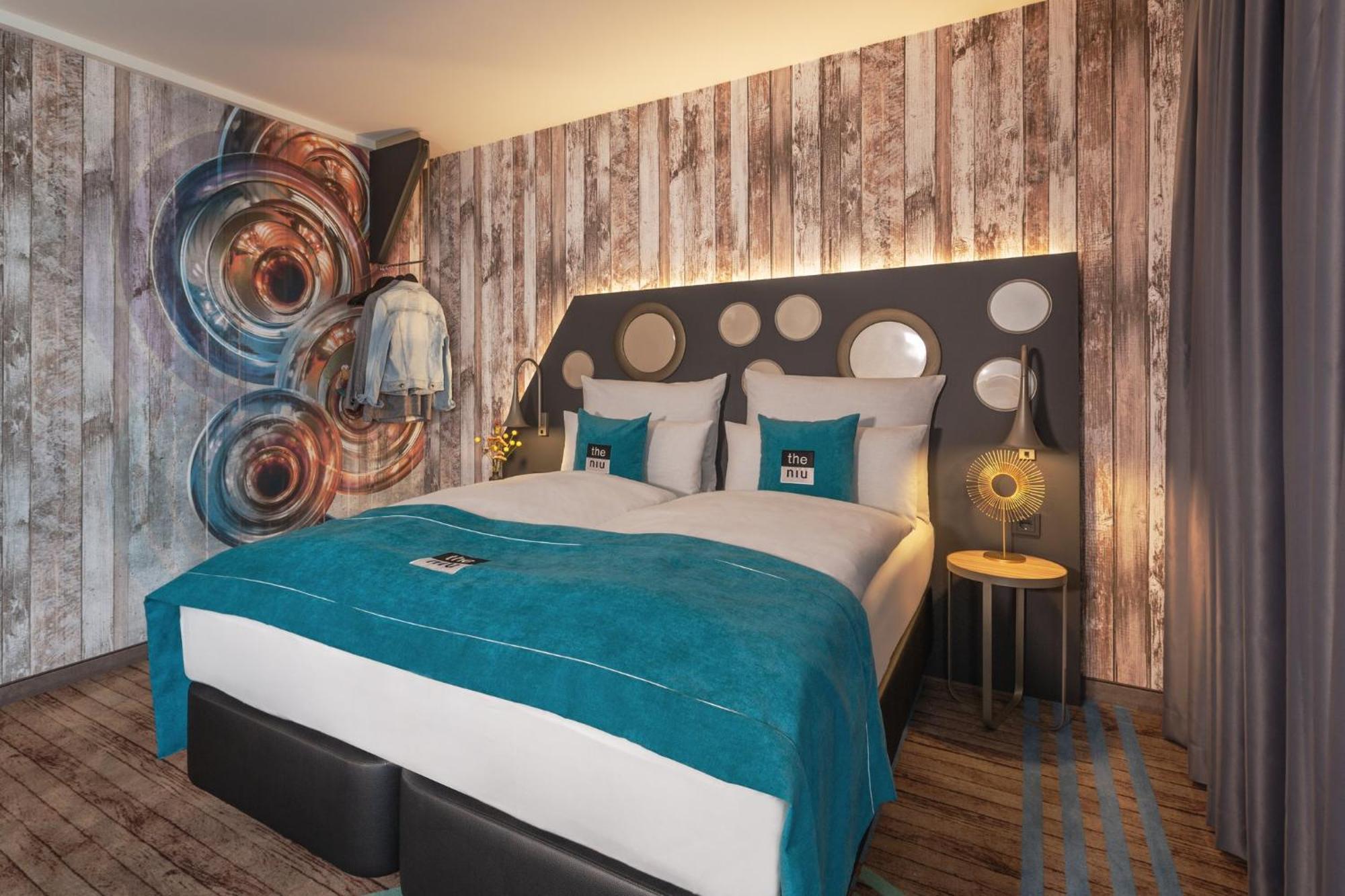 Premium Queen Room