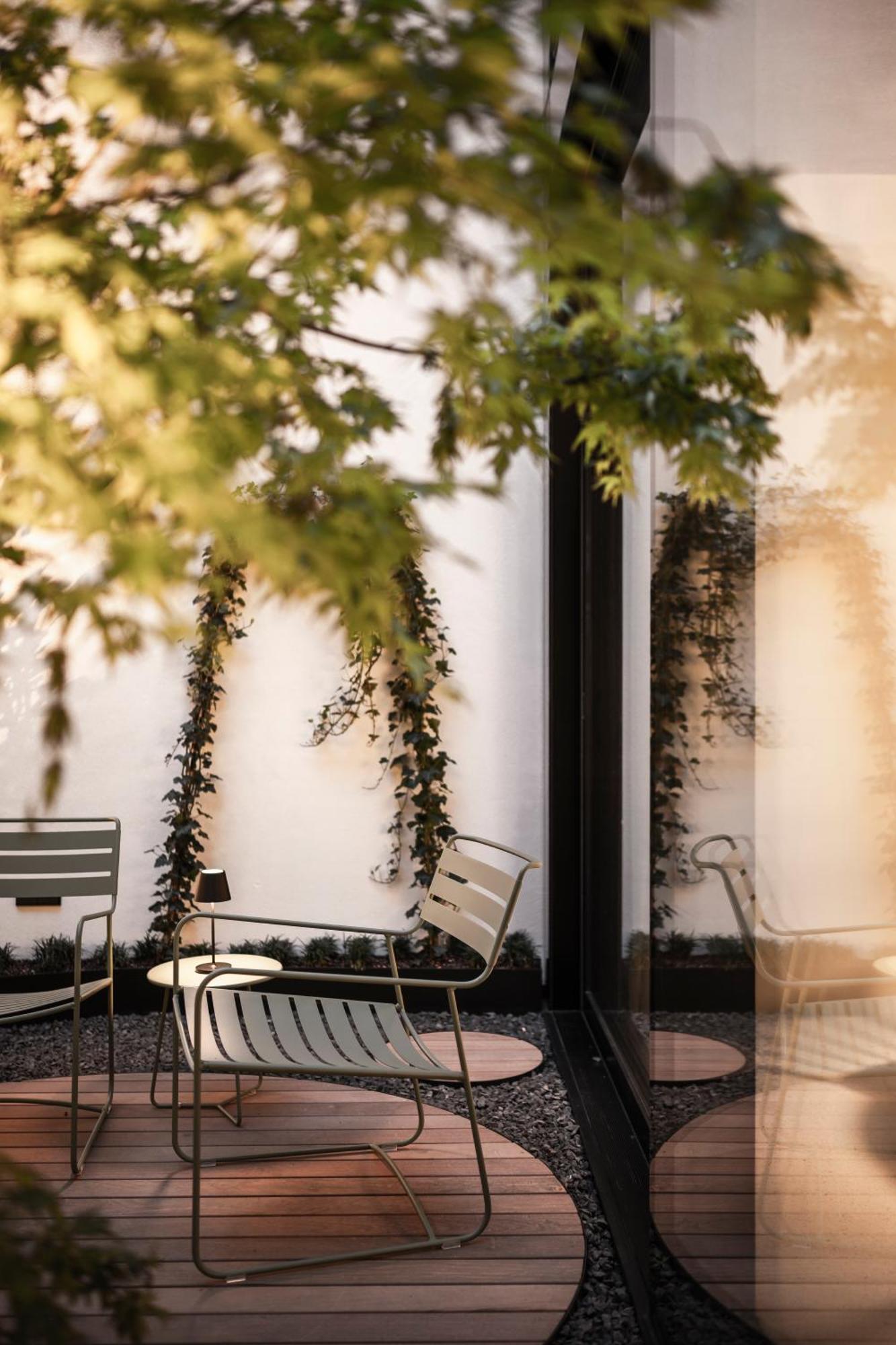 One-Bedroom Apartment Garden