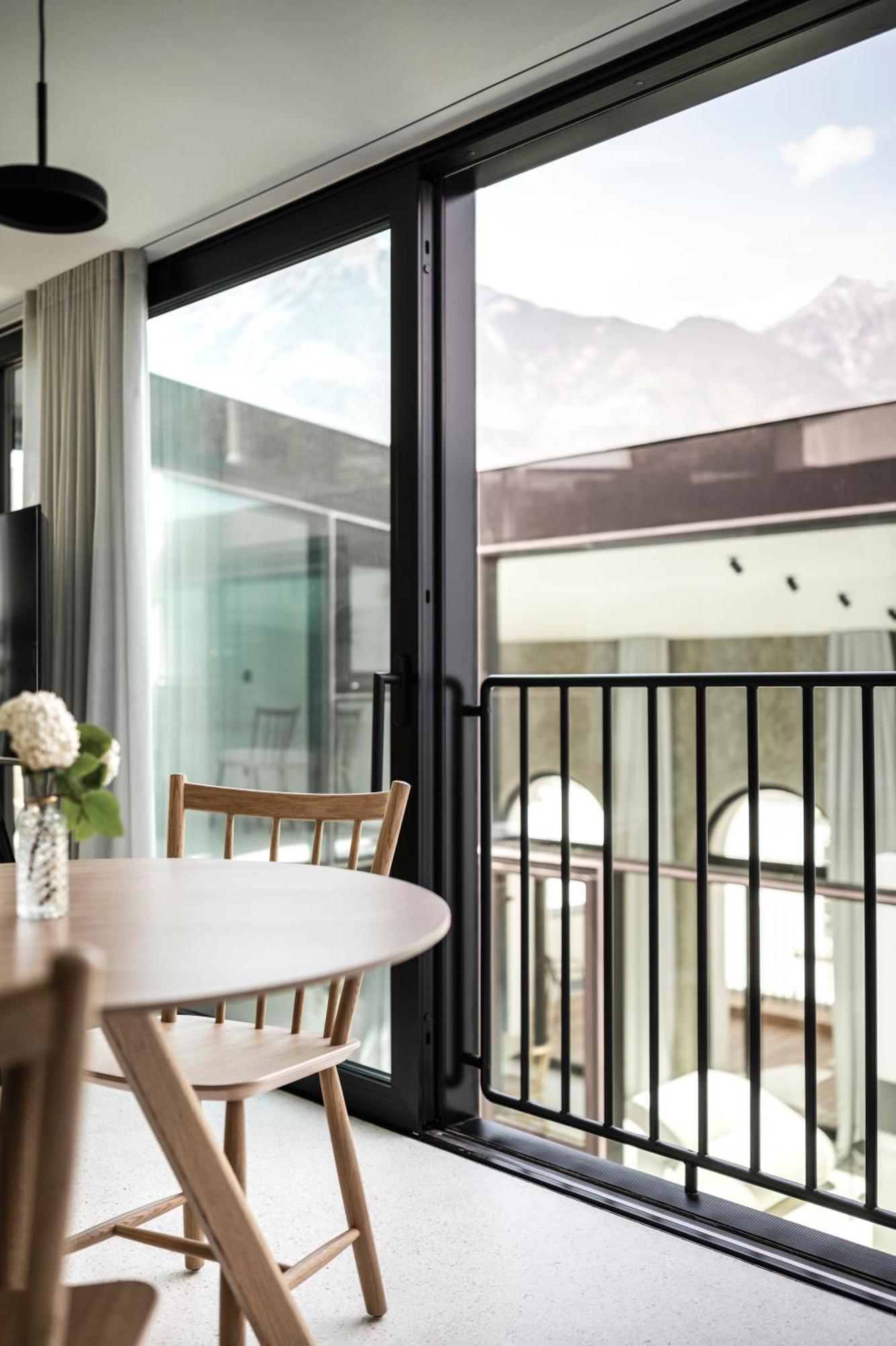 Apartment Mountain View