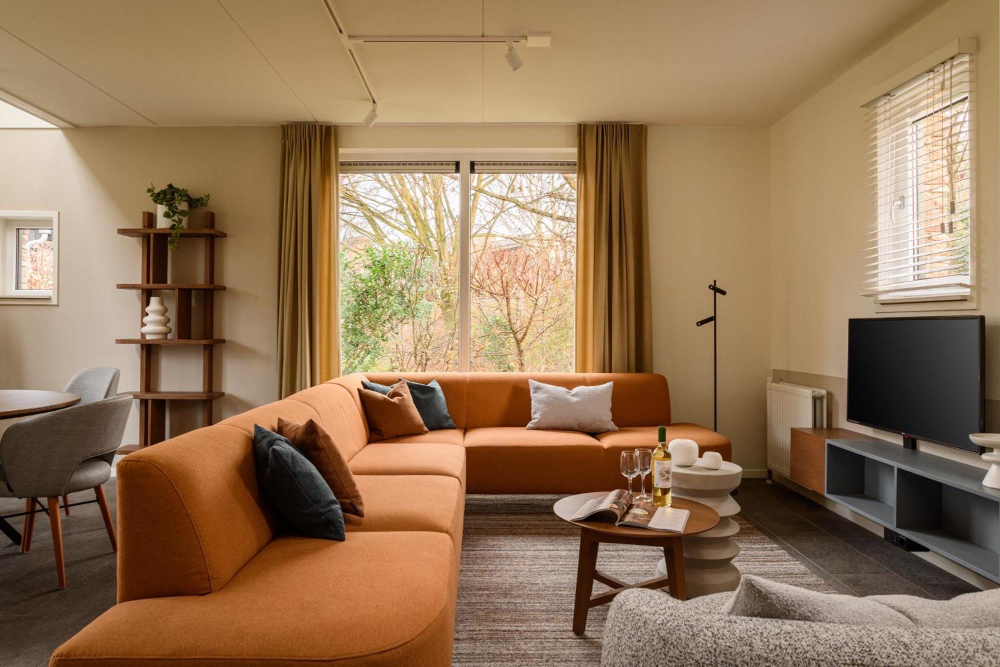 Casa de 3 Quartos Comfort (1 Quarto no Térreo)