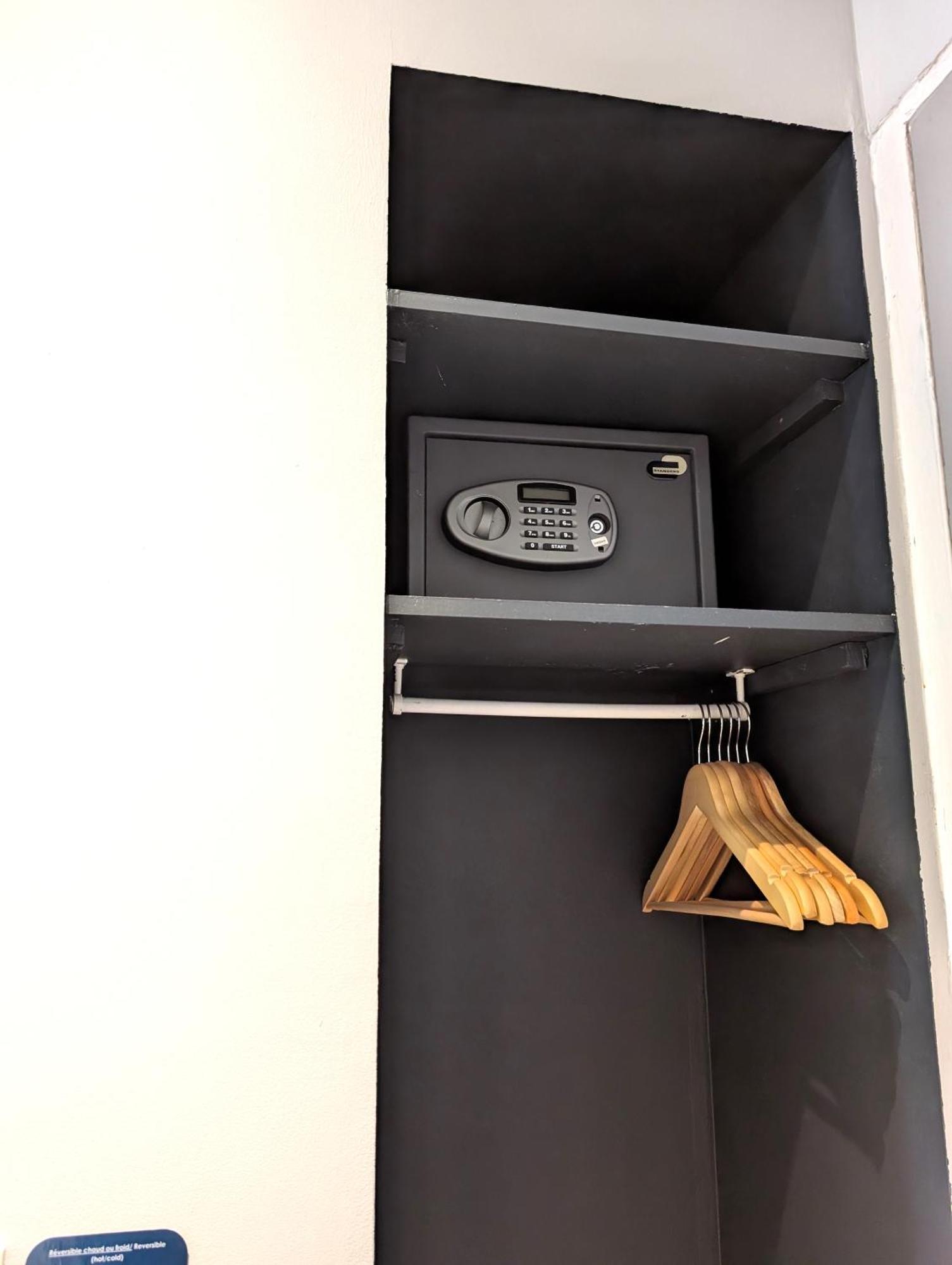 Quarto Duplo Econômico