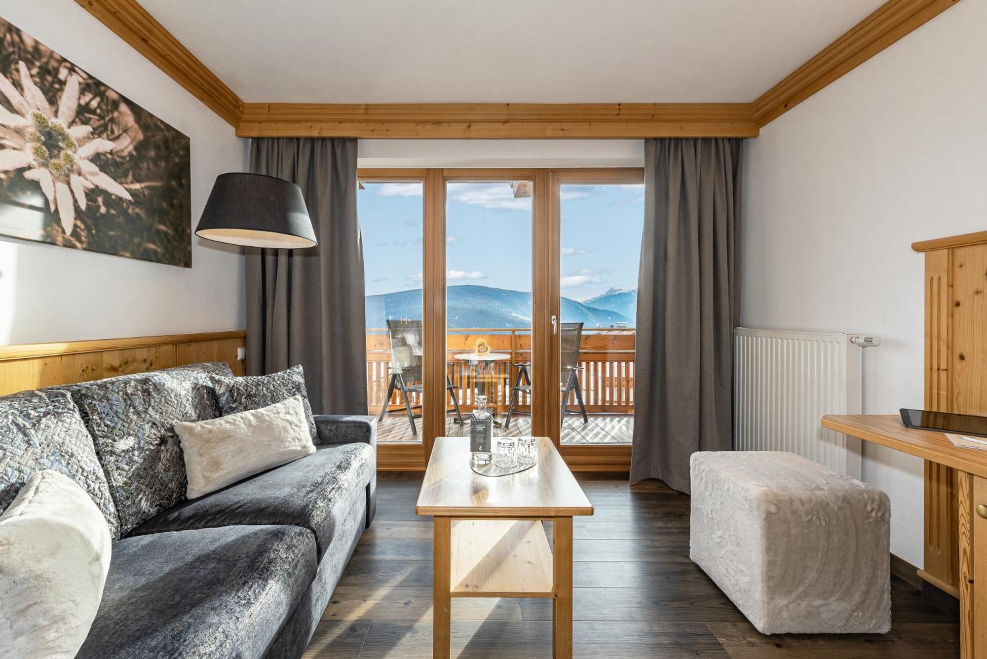 Comfort Double Room Mountain View