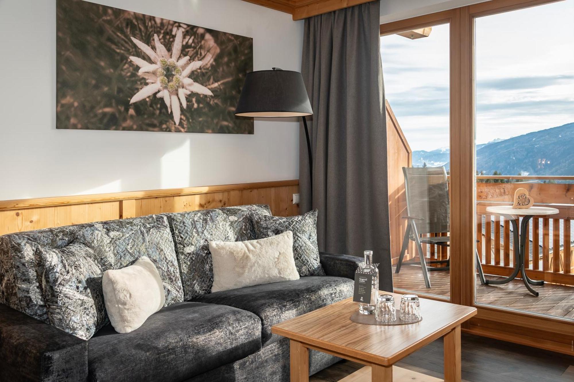 Comfort Double Room Mountain View