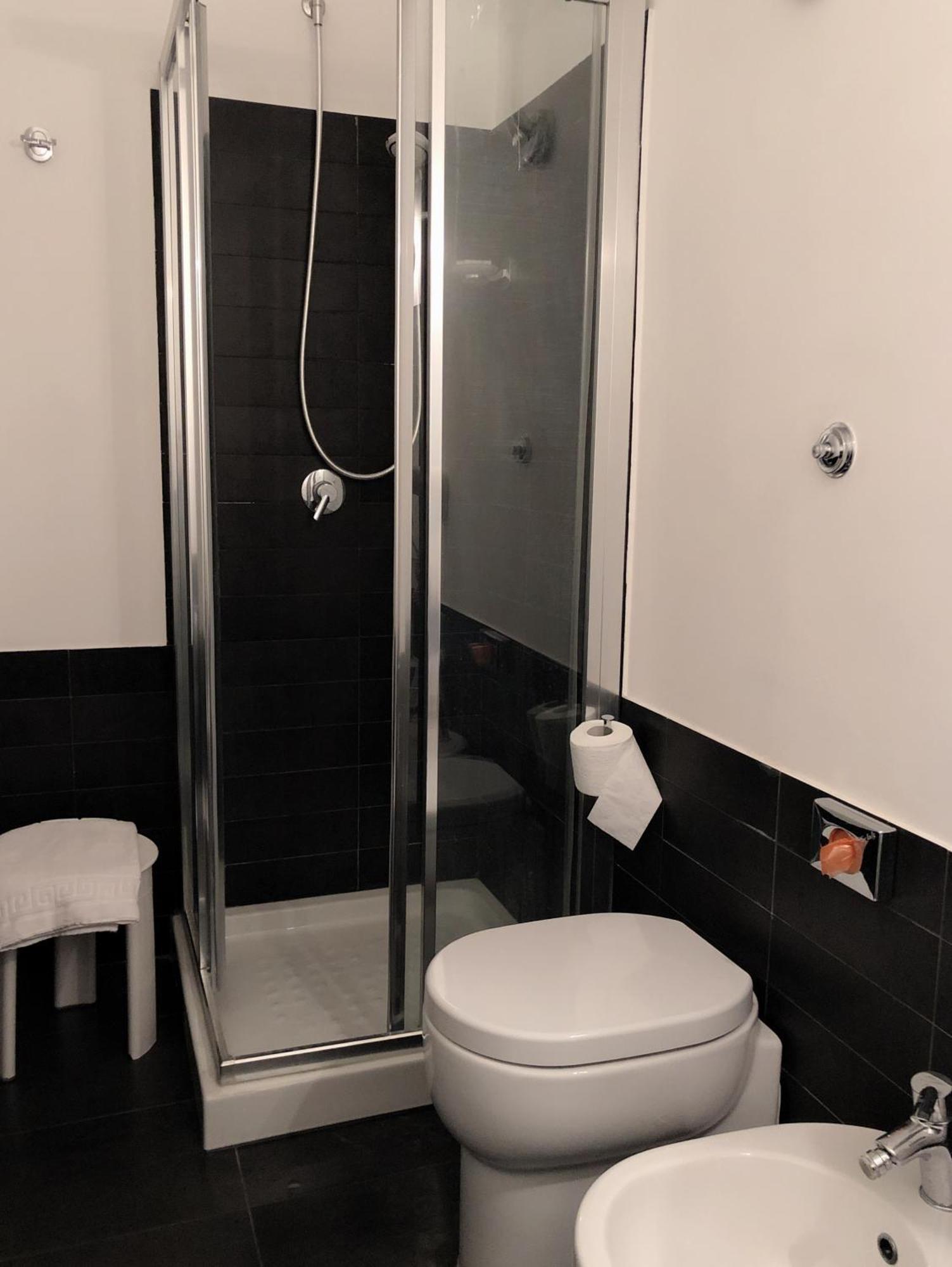 Double Room Private Bathroom