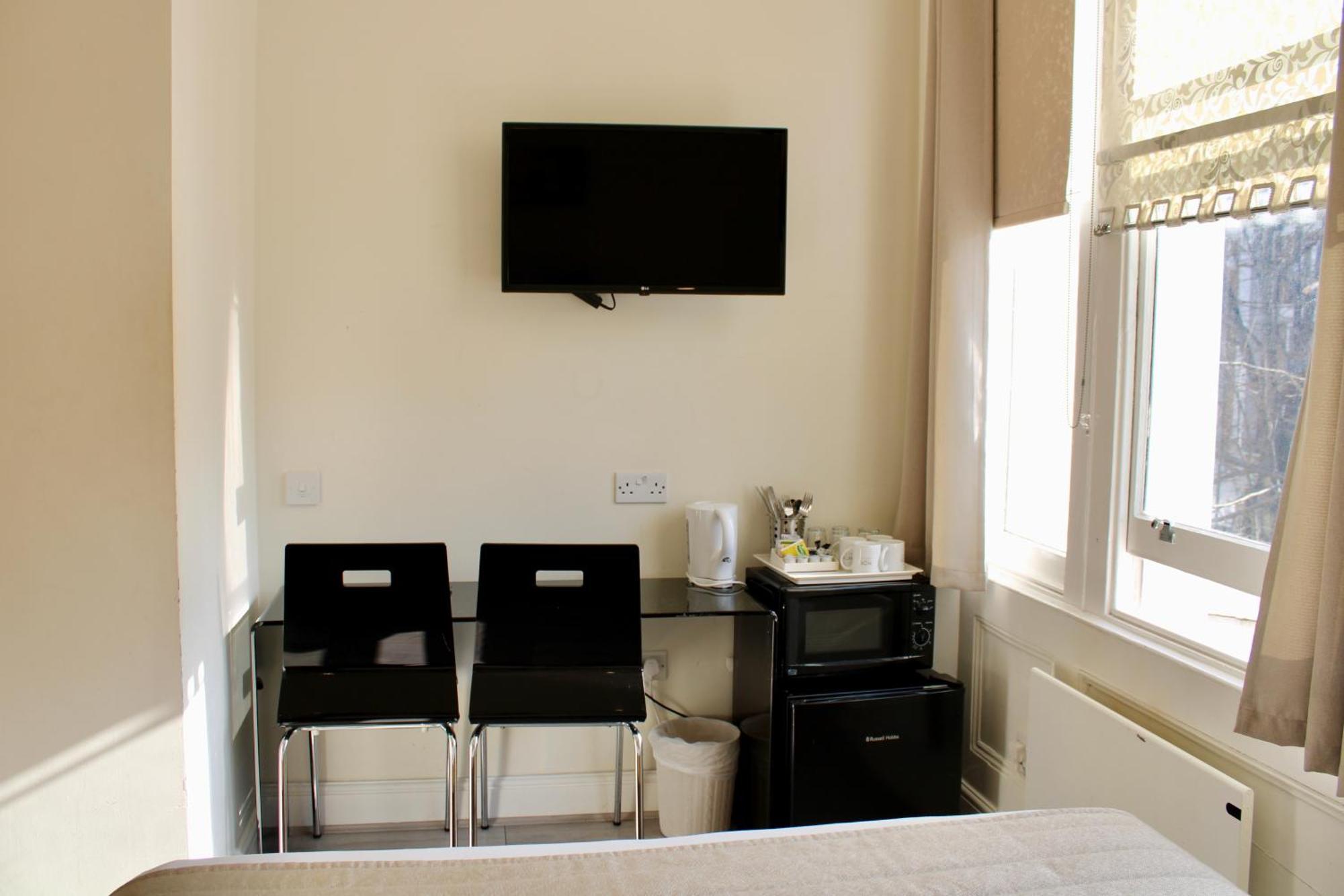 Family Room 2 Double Beds