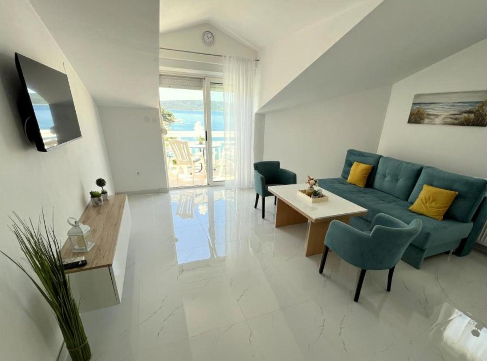 Deluxe Suite Pyramid View