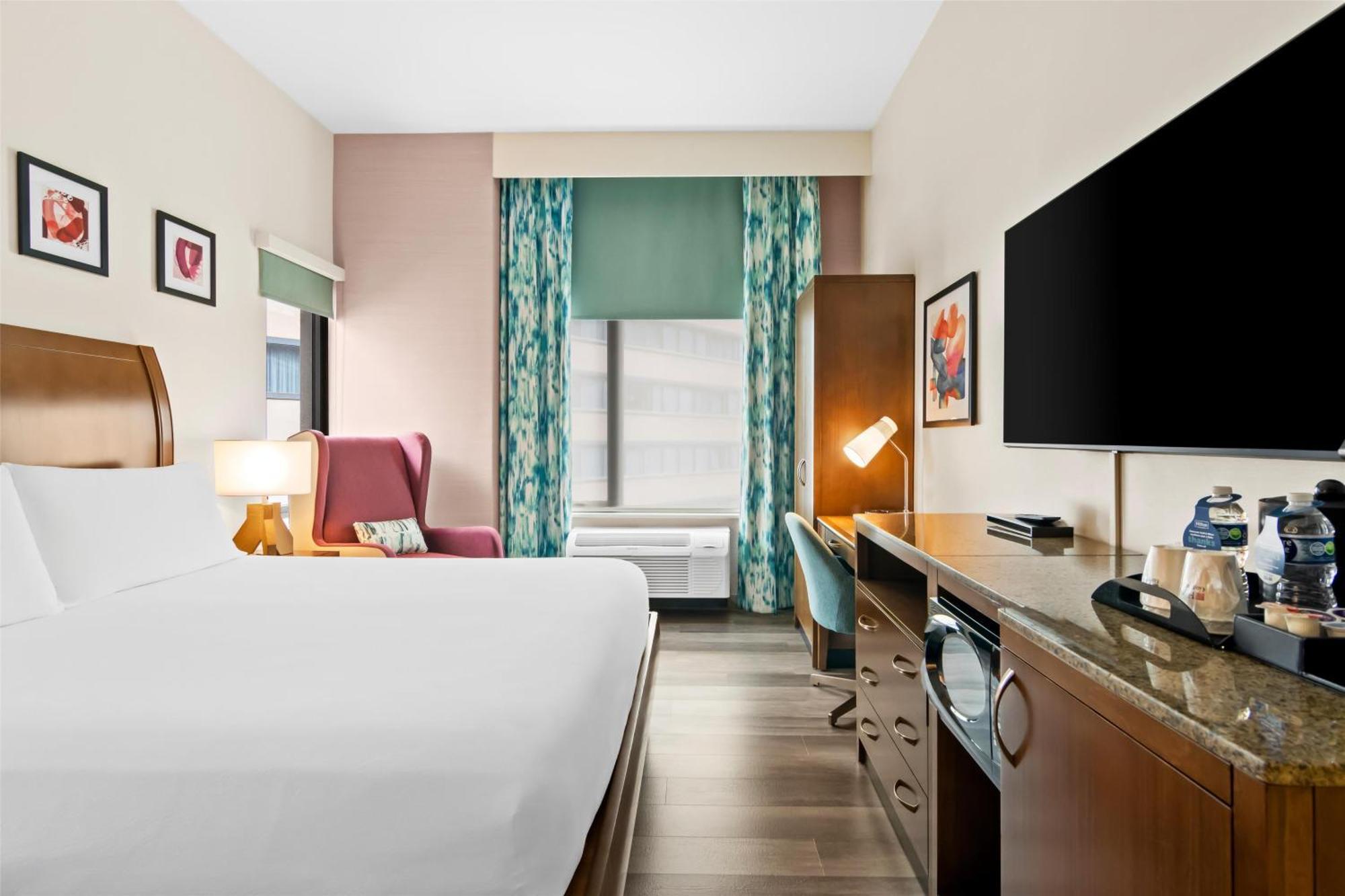 King Room,1673951043:JPEG