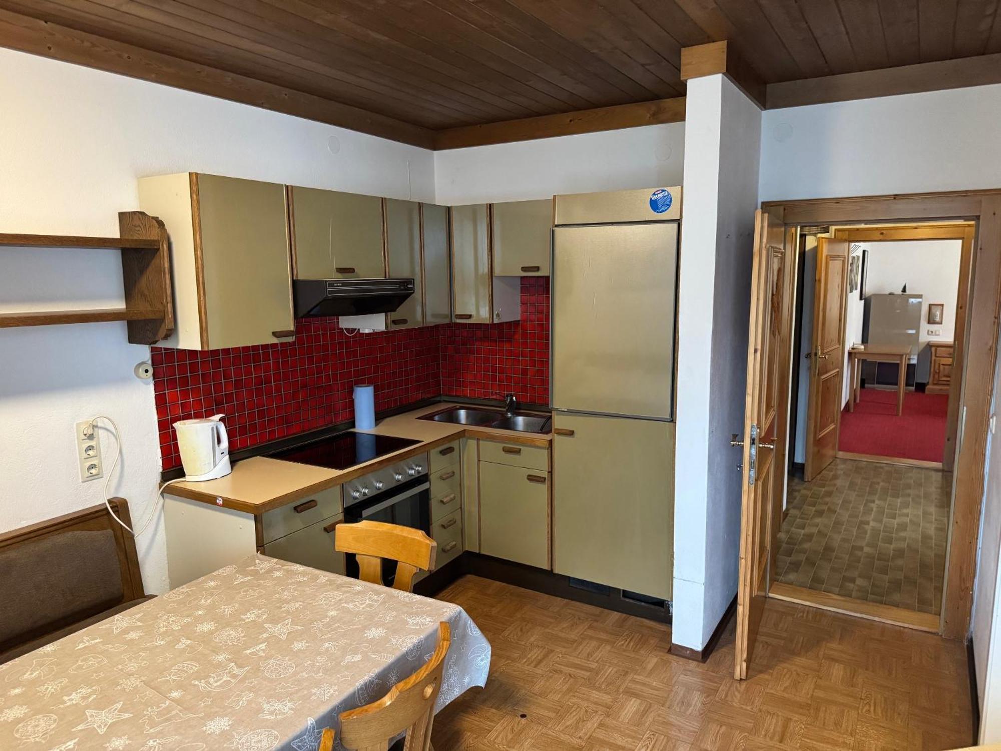 Four-Bedroom Standard Apartment