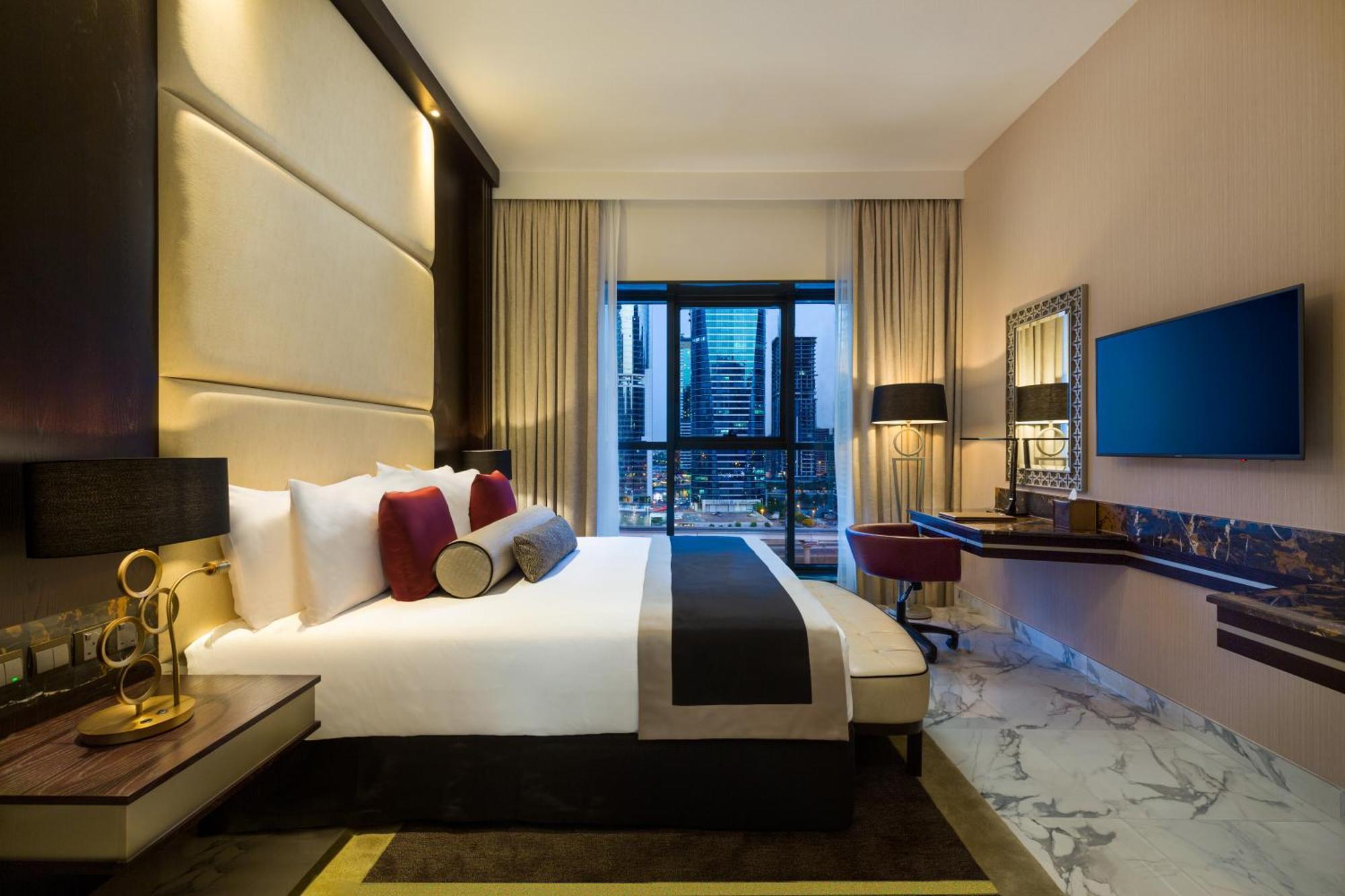 Superior King Room