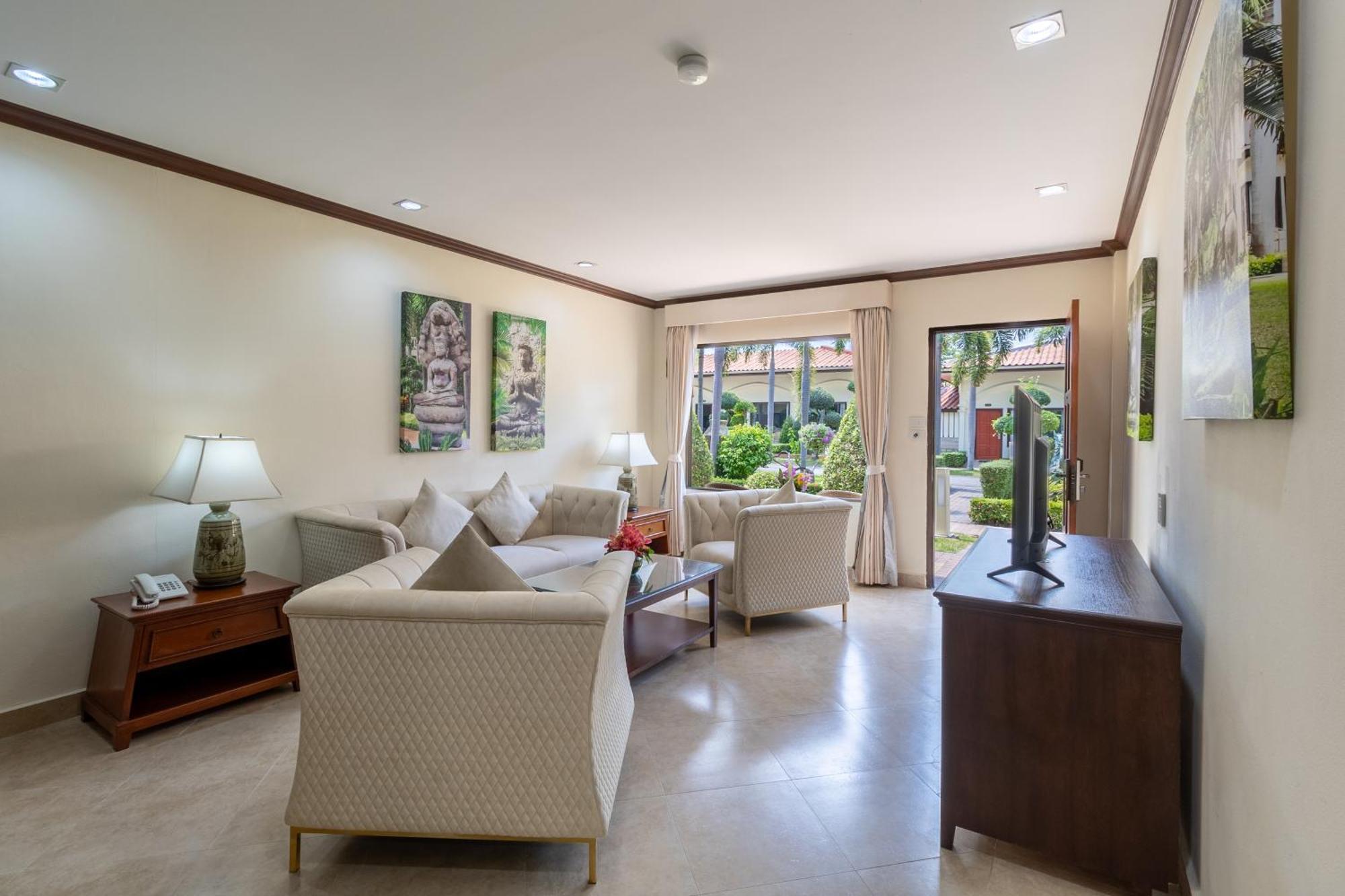 One Bedroom Apartment King Bed