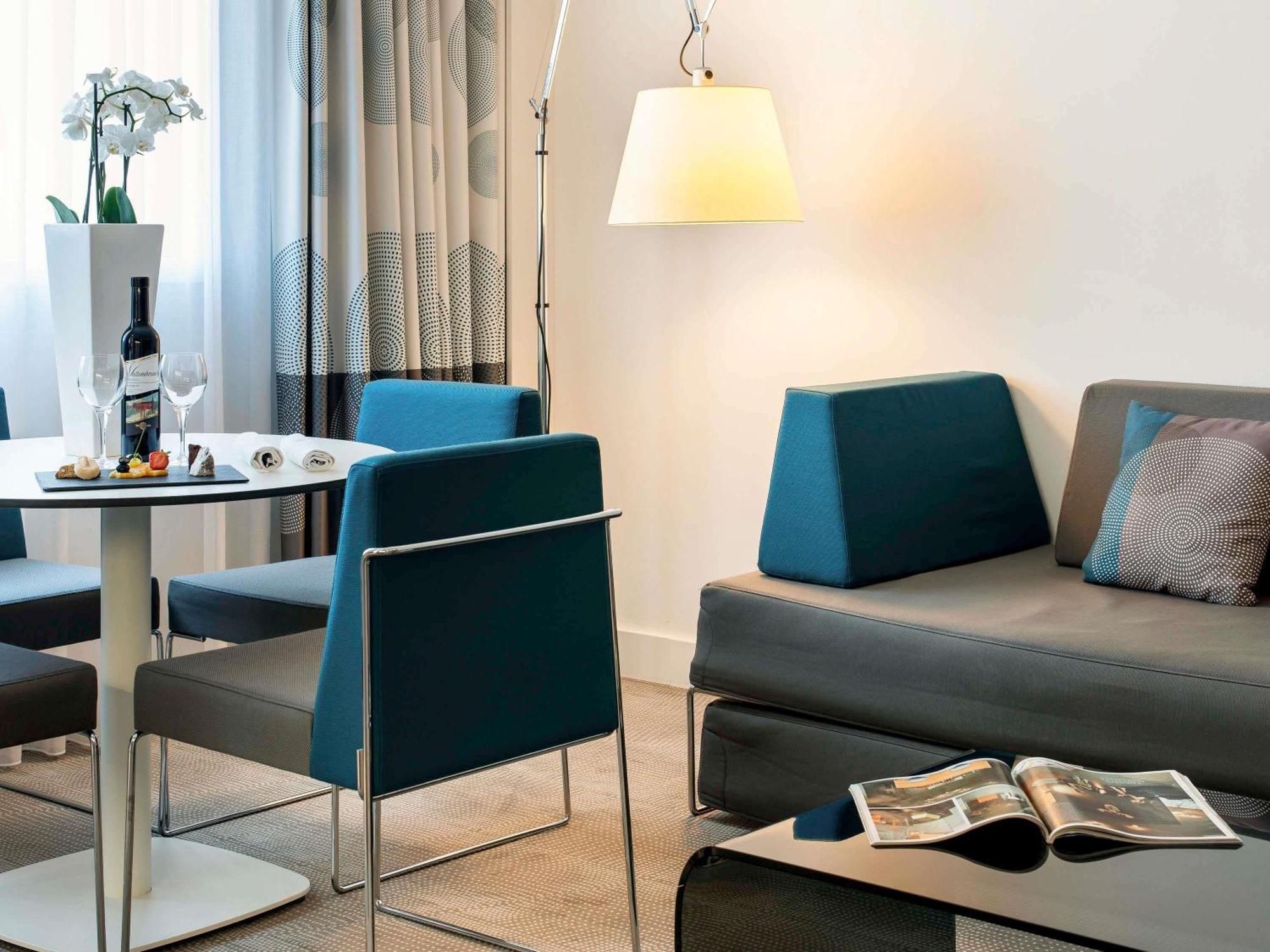 King Suite with Sofa Bed