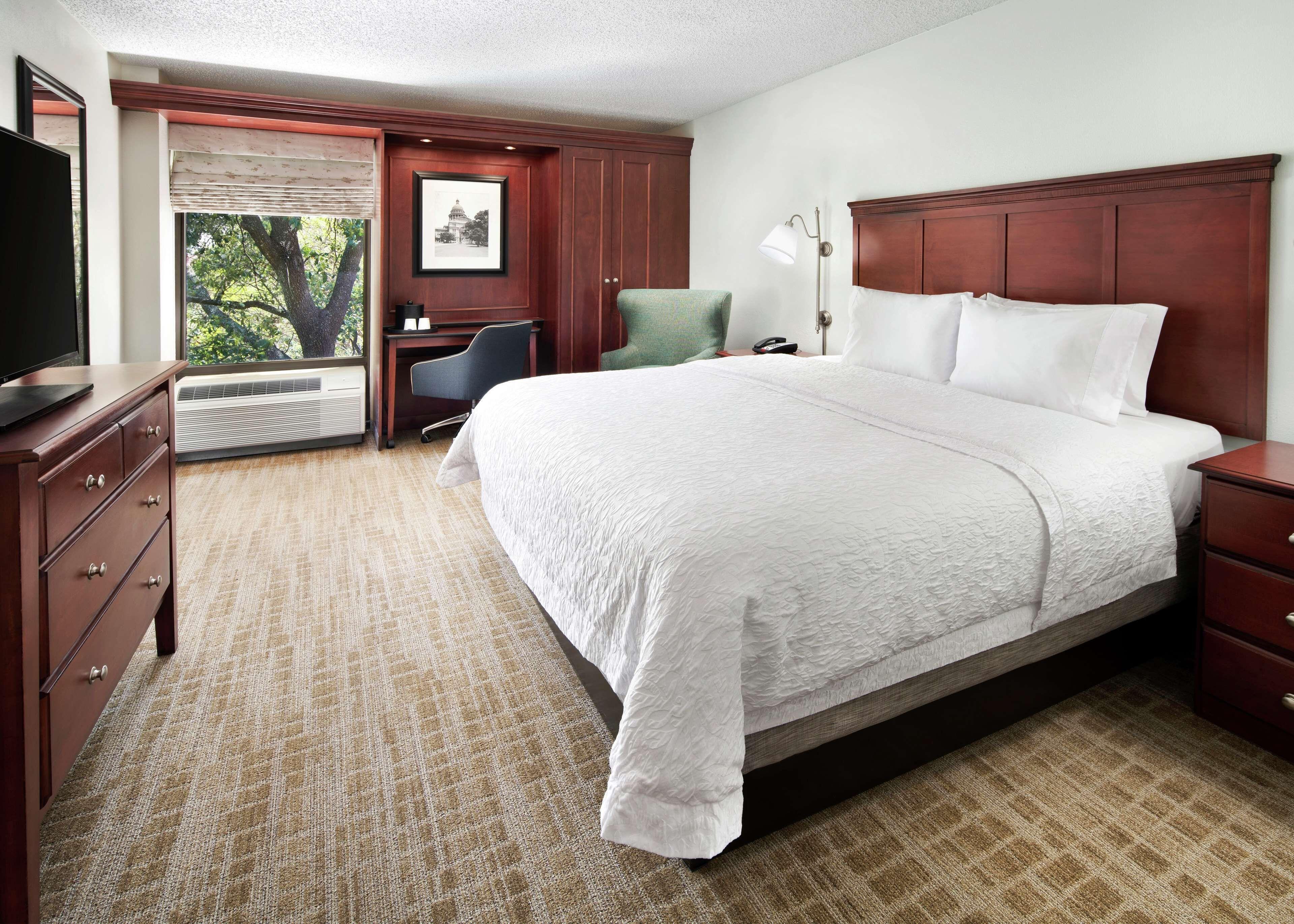 King Room King Bed Non-Smoking