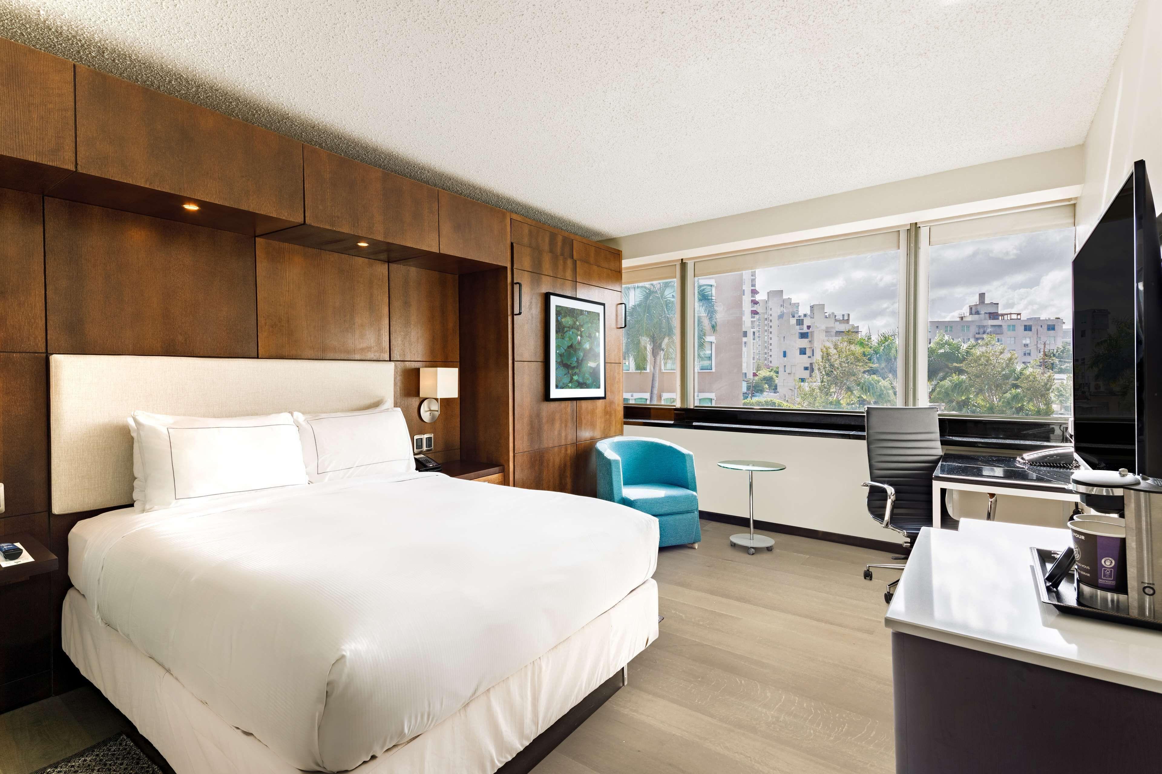 Queen Room Extra Double Bed Garden View