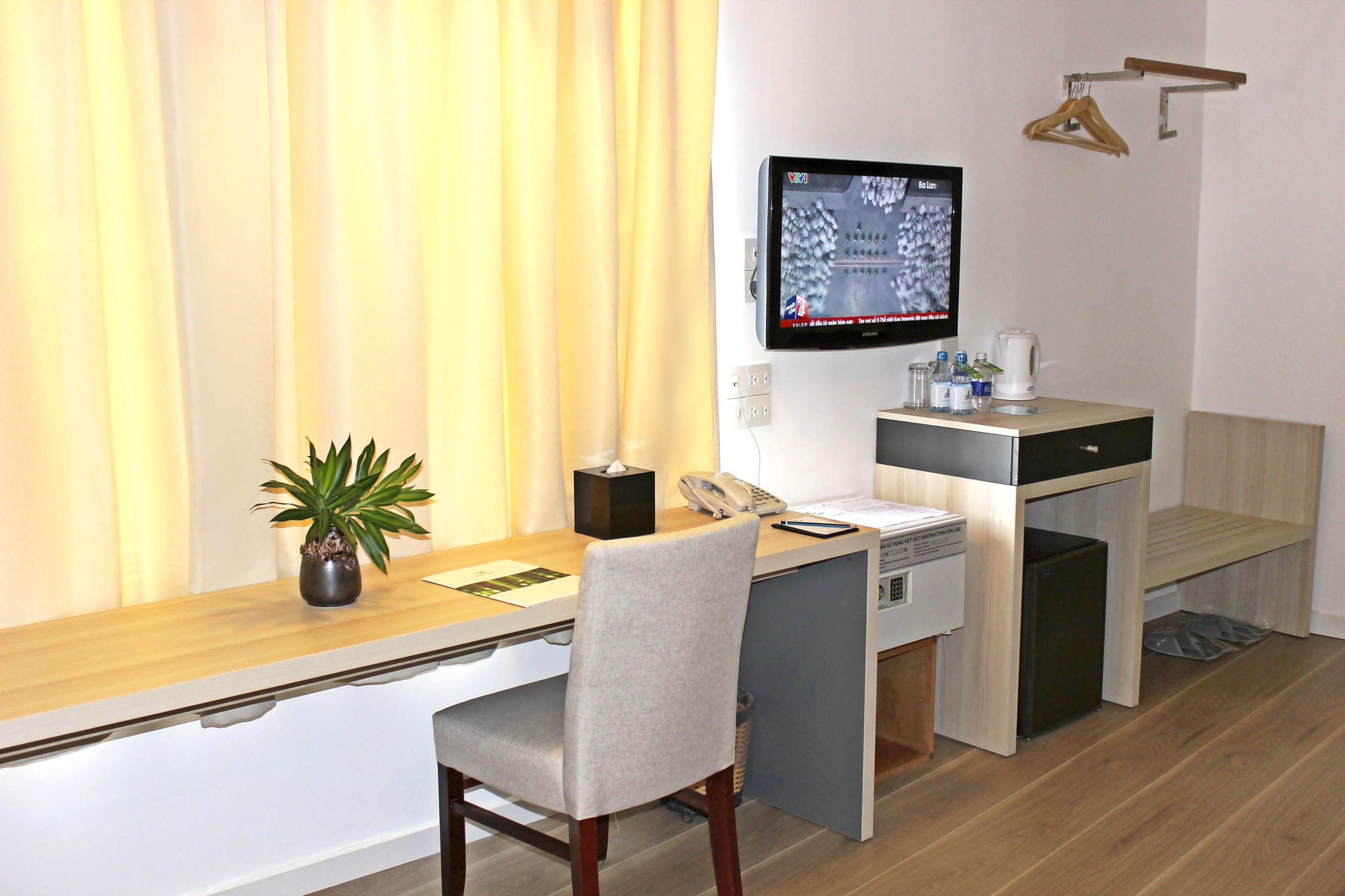 Liberty Greenview Suite