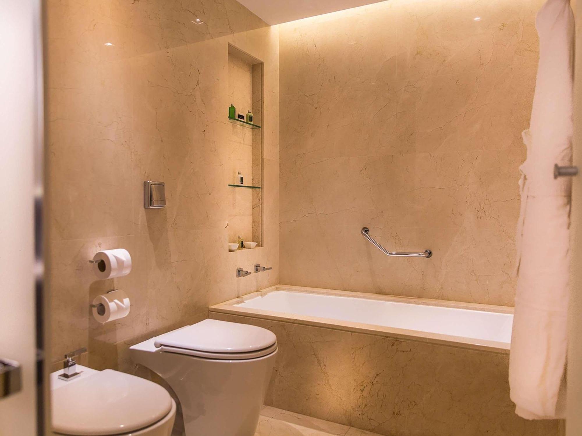 Chambre Lit King-Size Exécutive avec Balcon