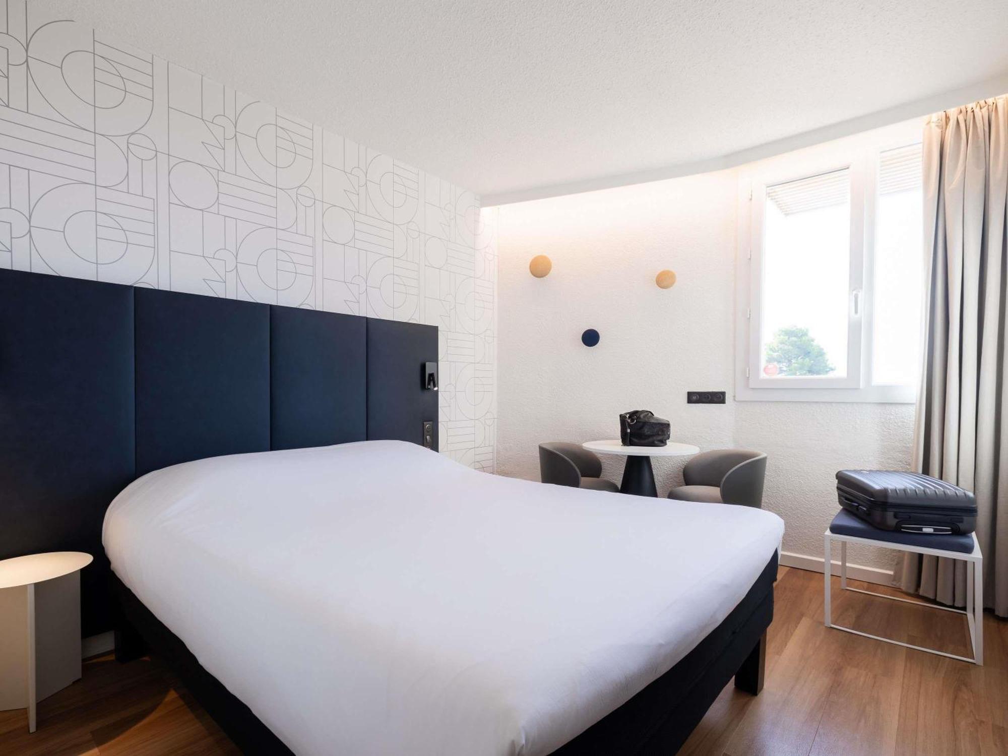 Standard Double Room,1717084607:JPEG