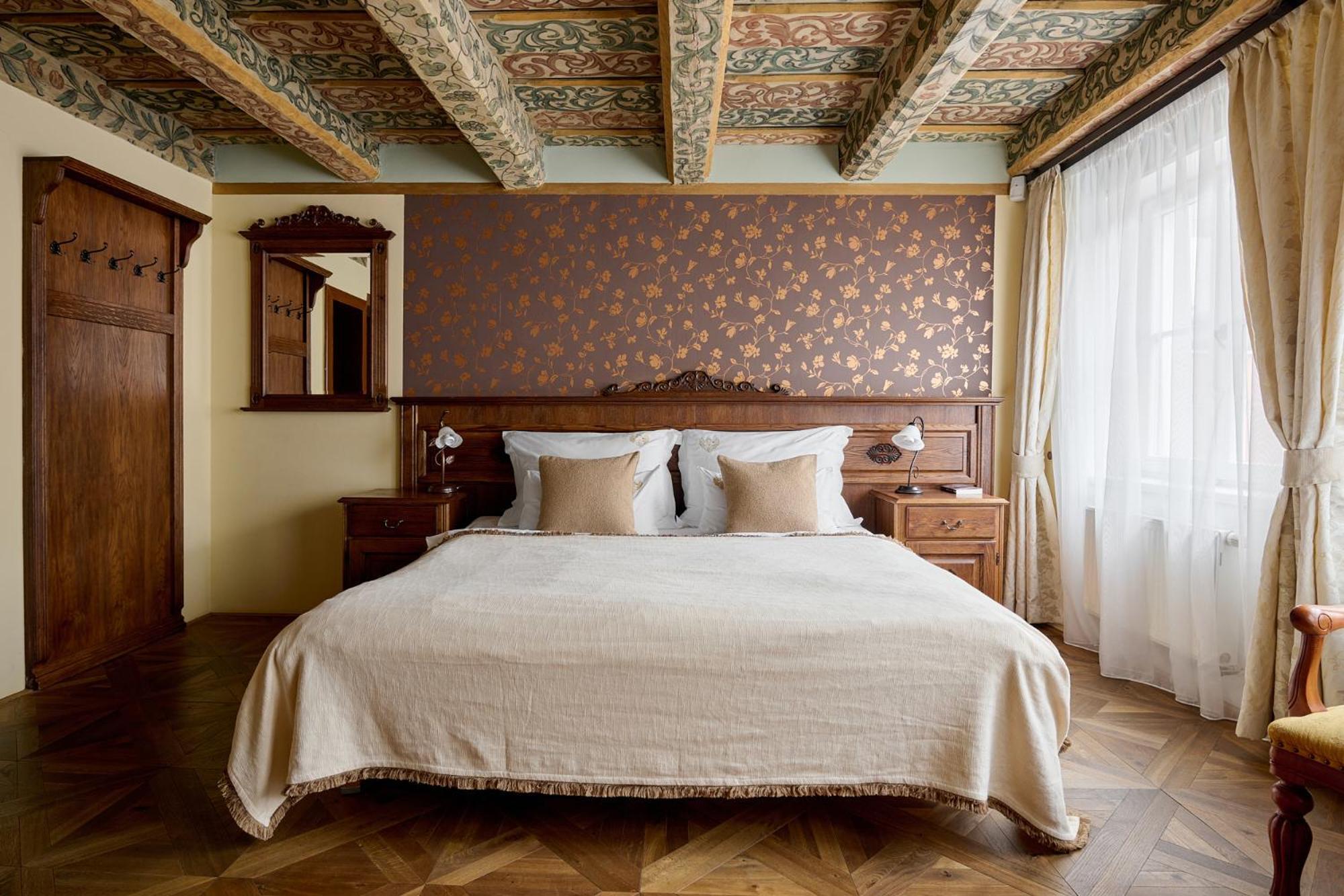 Royal Deluxe Double Room
