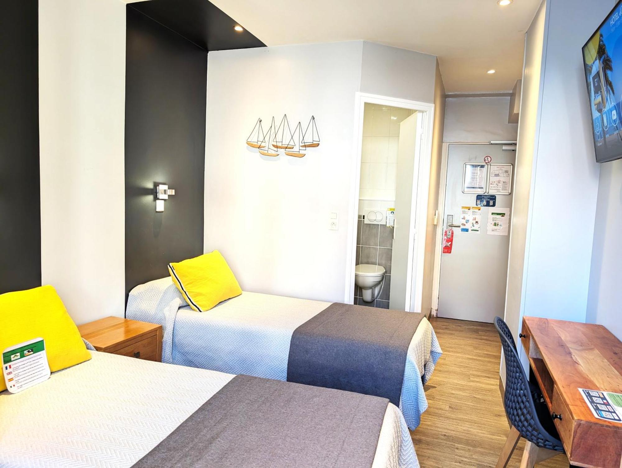 Twin Room