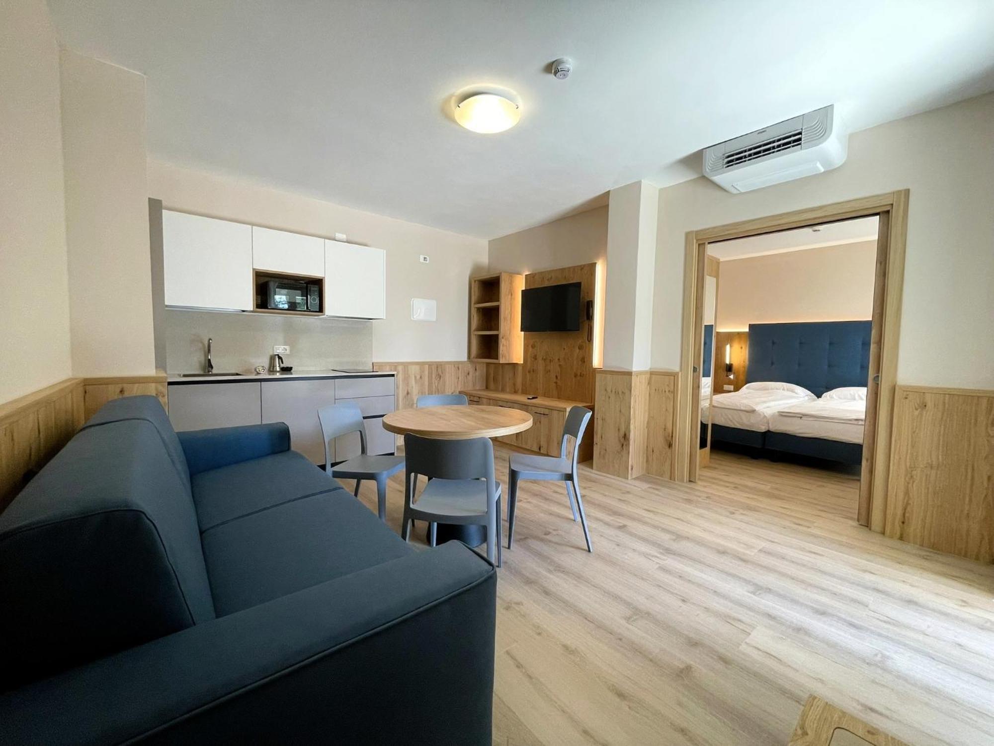One-Bedroom Standard Apartment