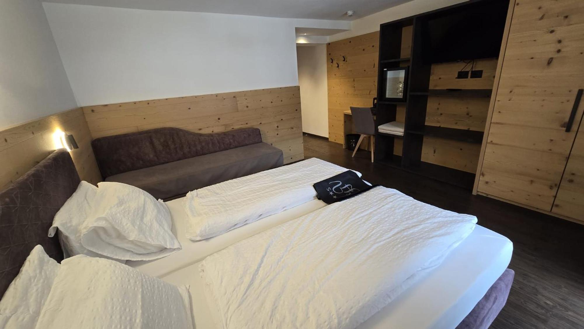 Superior Triple Room