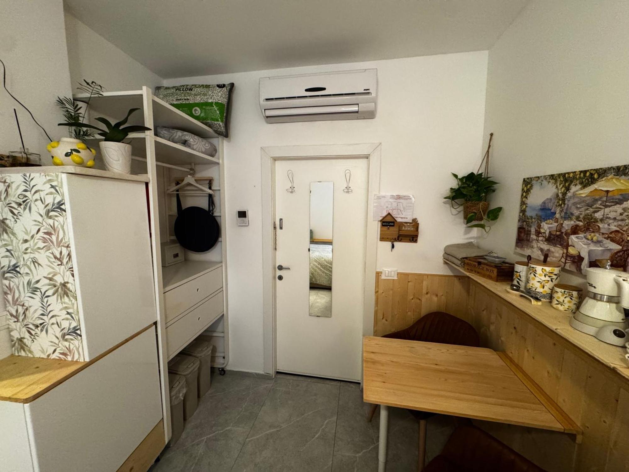 Standard Double Room Fan