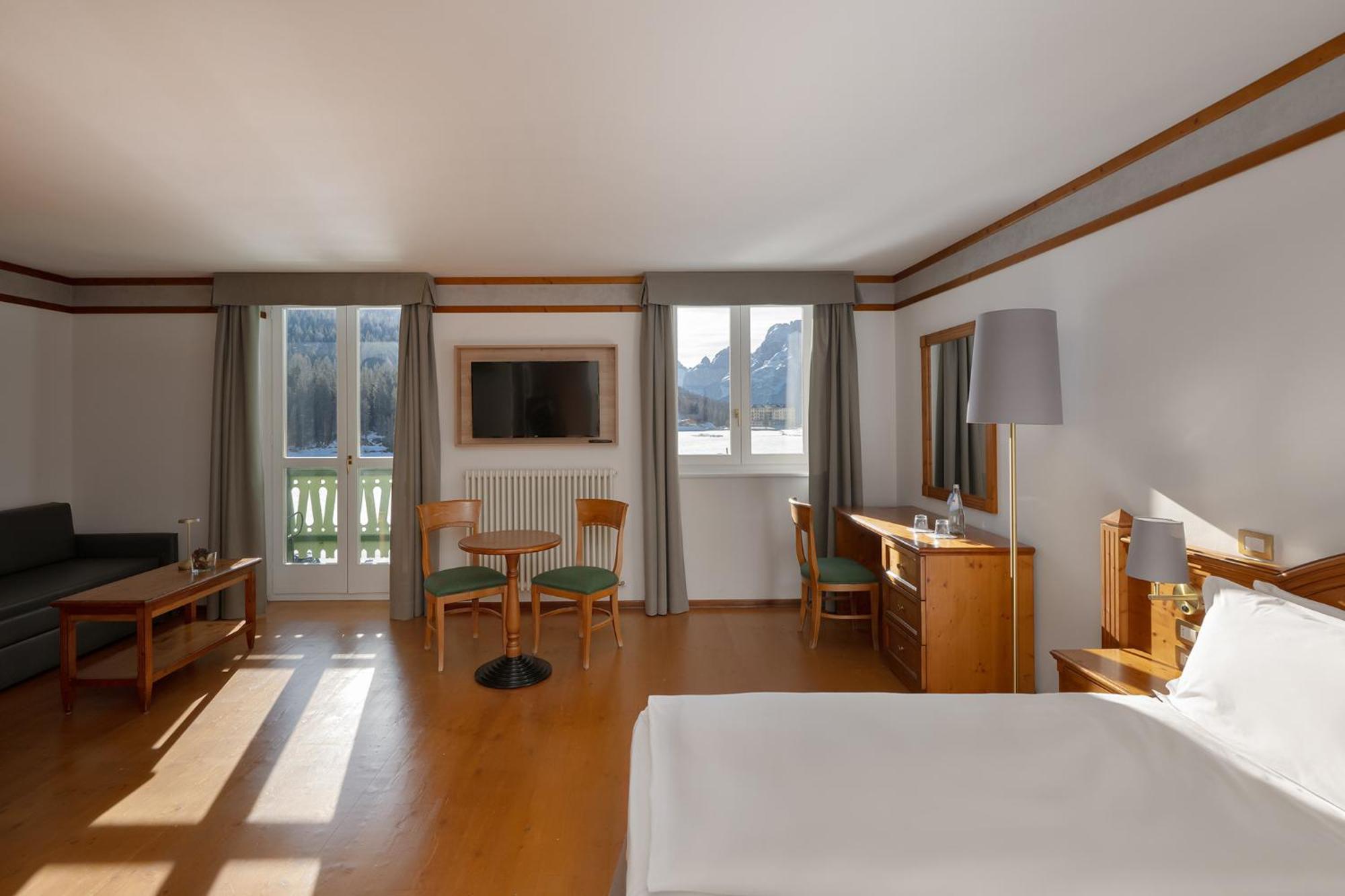 Superior Room Lake View