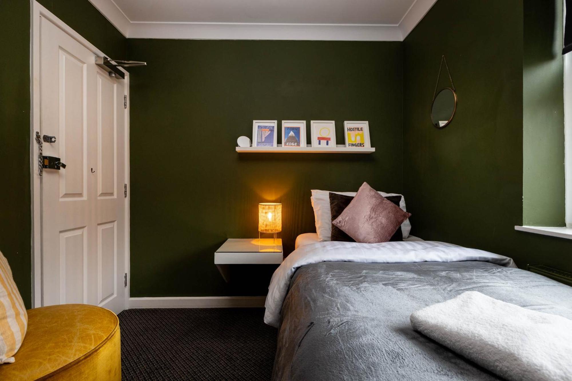 Single Room