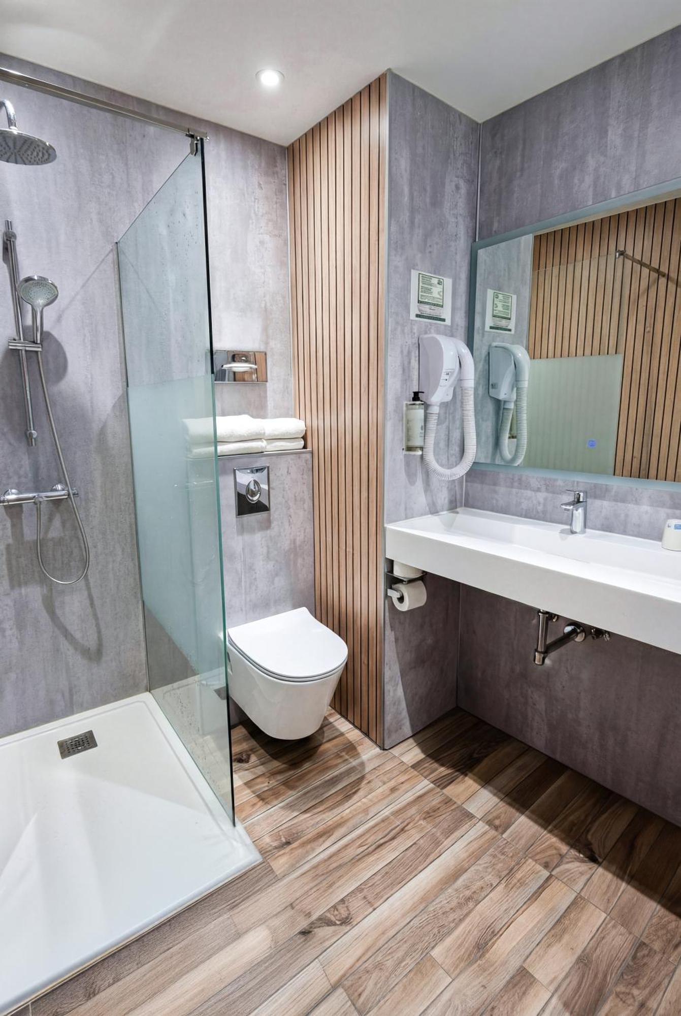 Classic Double or Twin Room