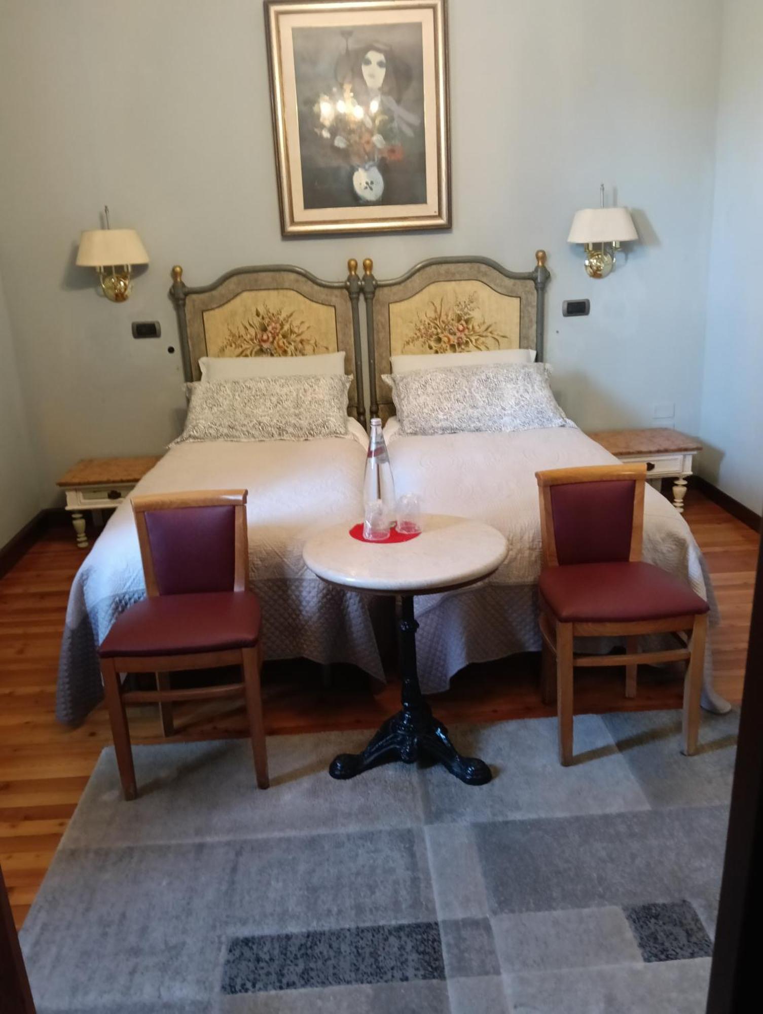 Economy Twin Room