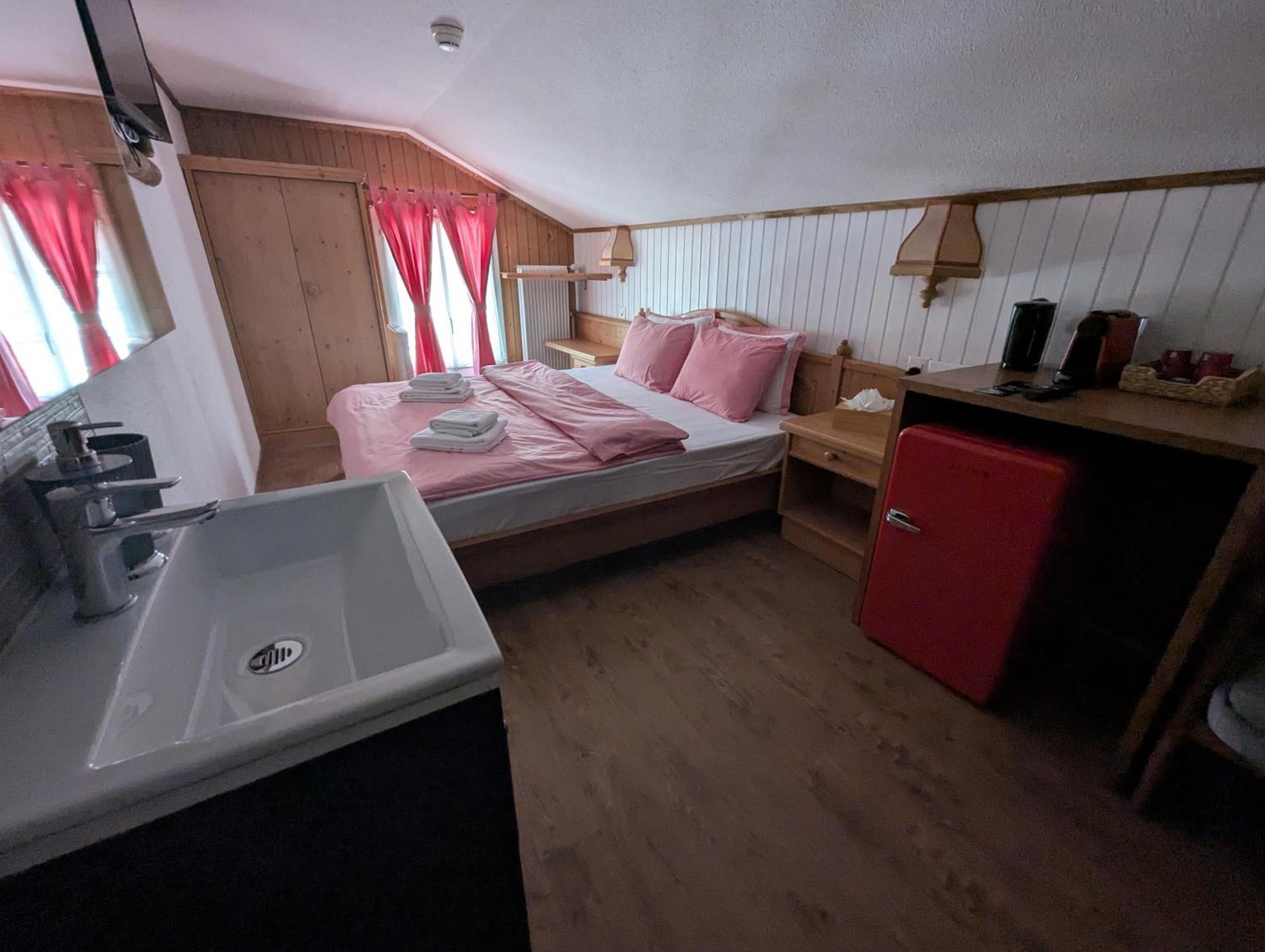 Economy Doppel-/Zweibettzimmer