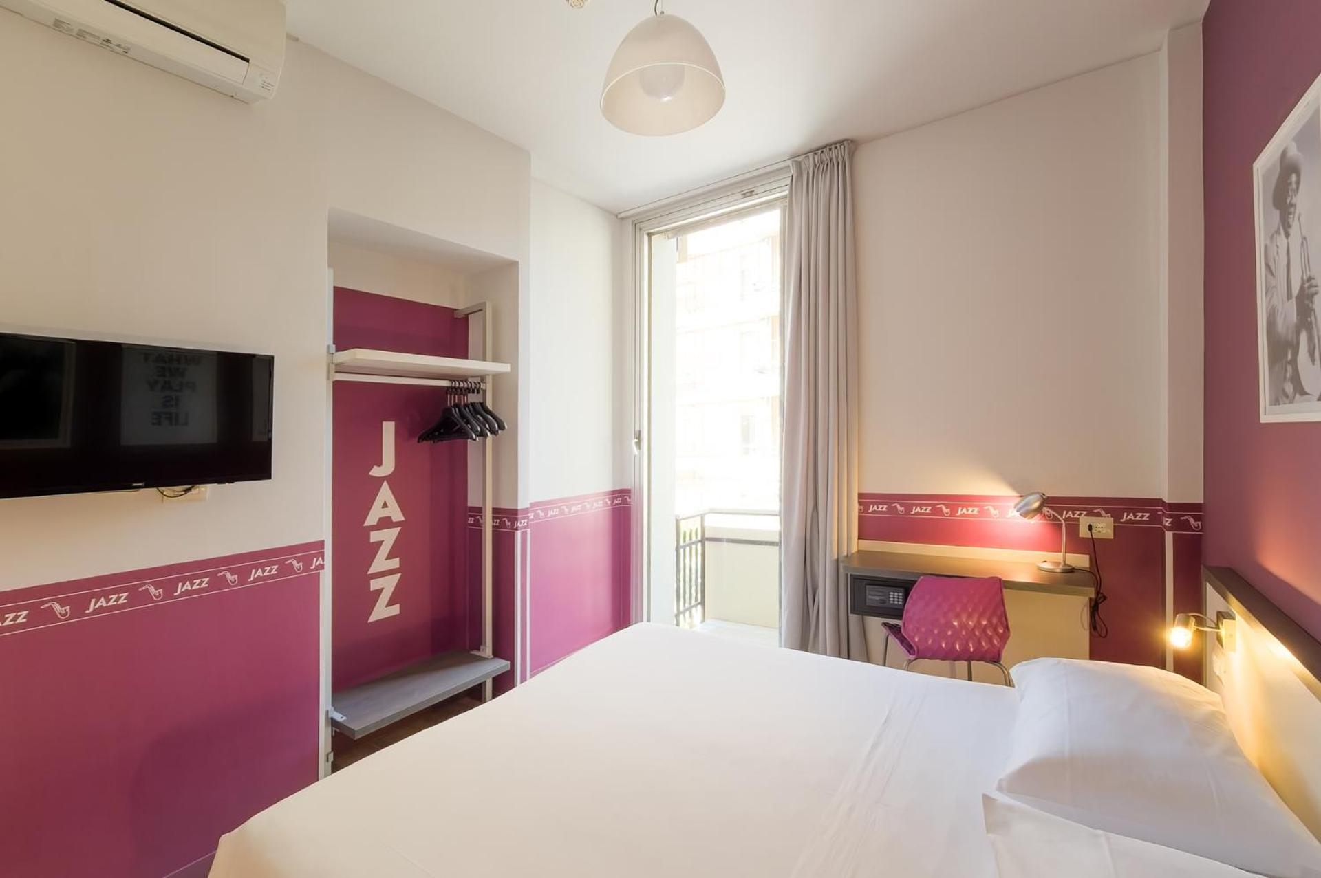 Comfort Kamer met Queensize Bed - Rookvrij
