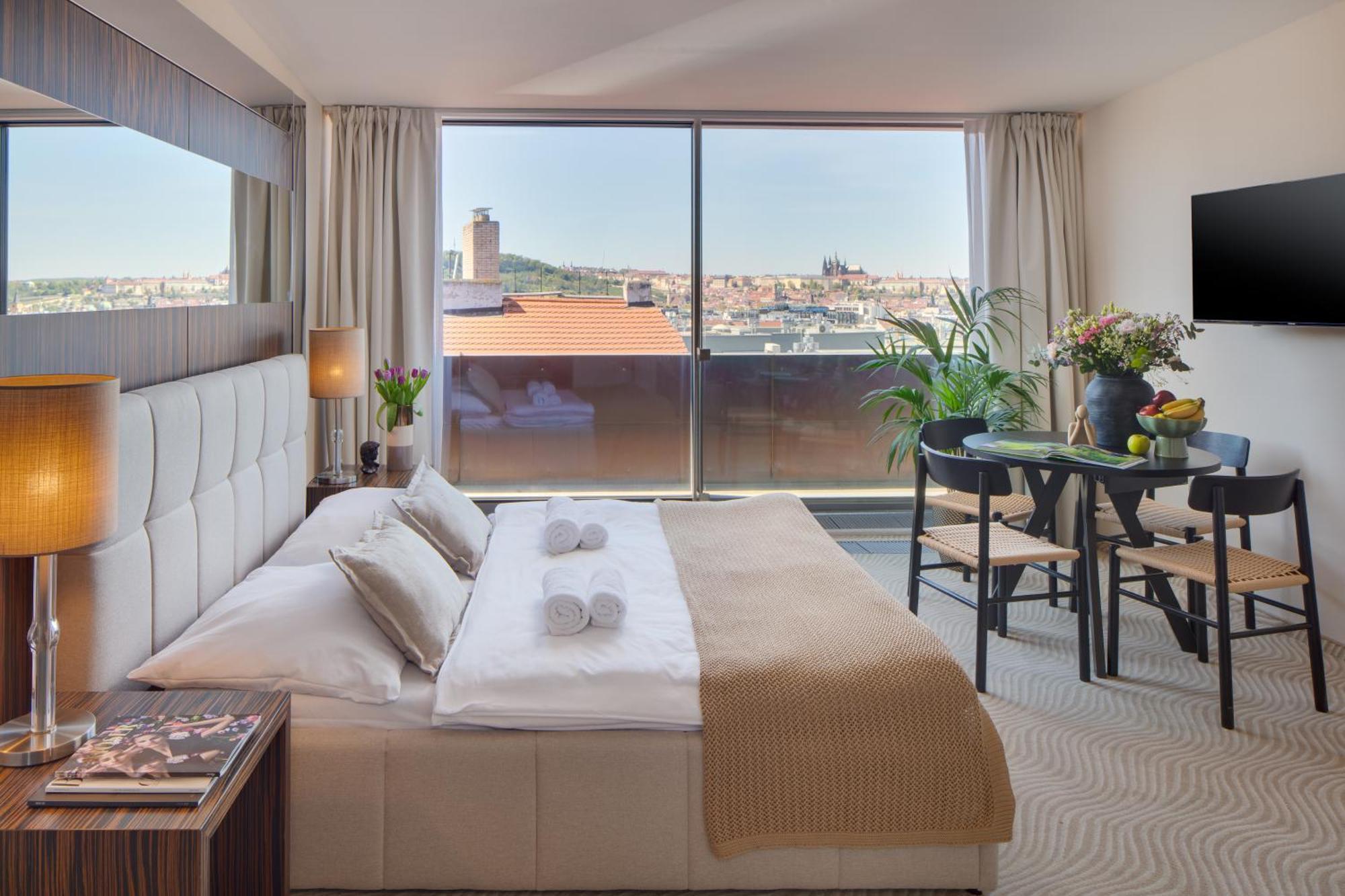 Apartment City View