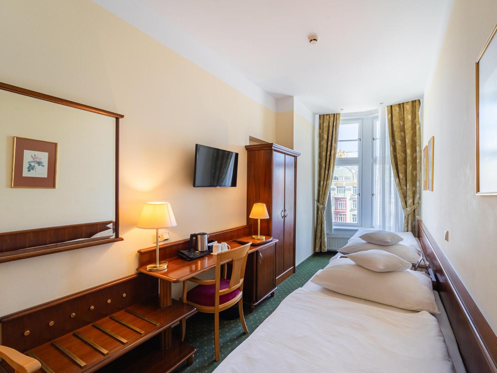 Twin Room Wenceslas Square View