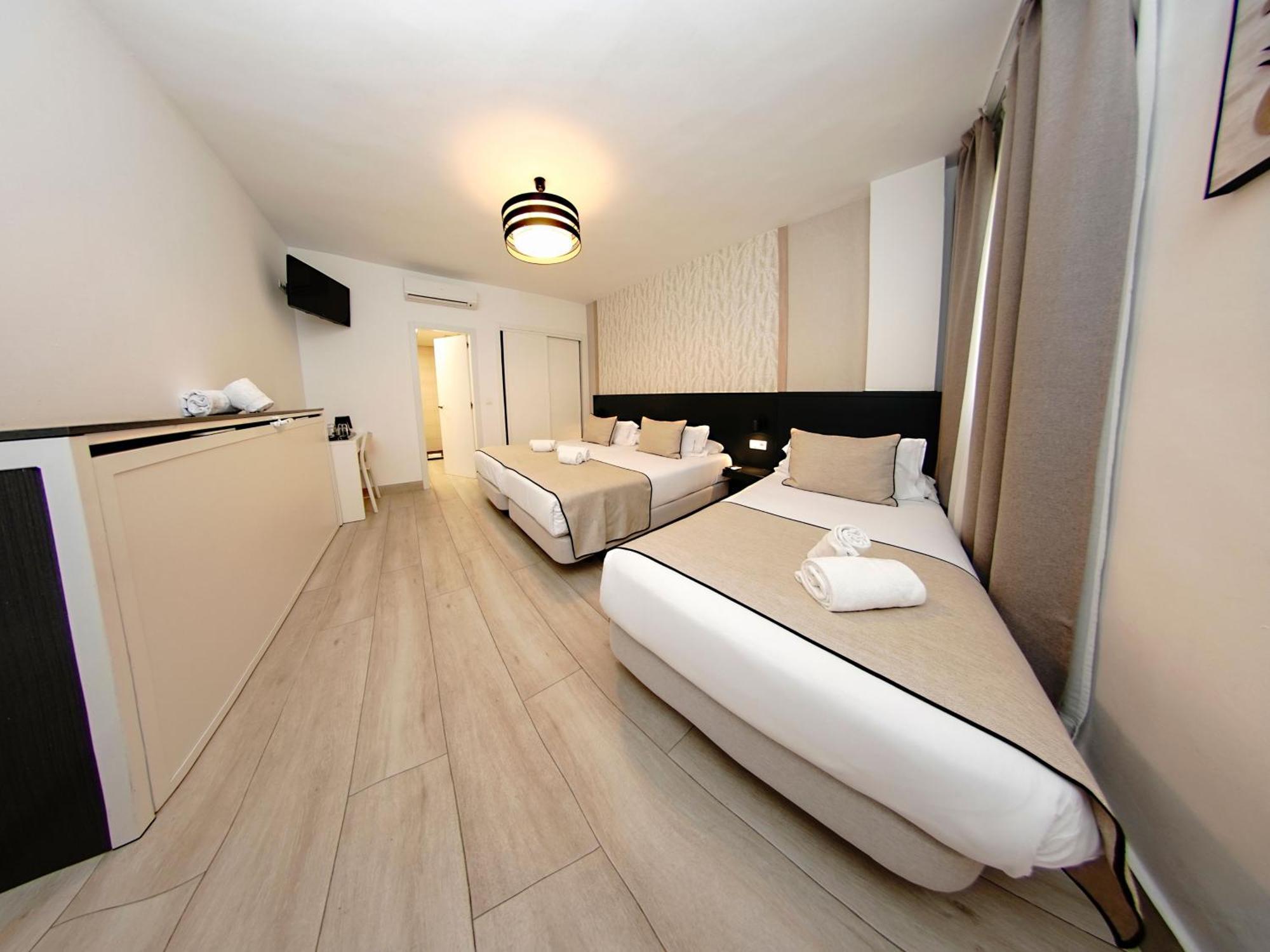 Triple Room Airport Shuttle