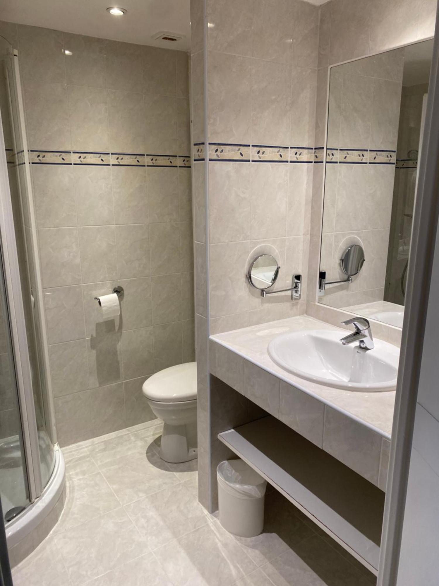 Double Room Shower