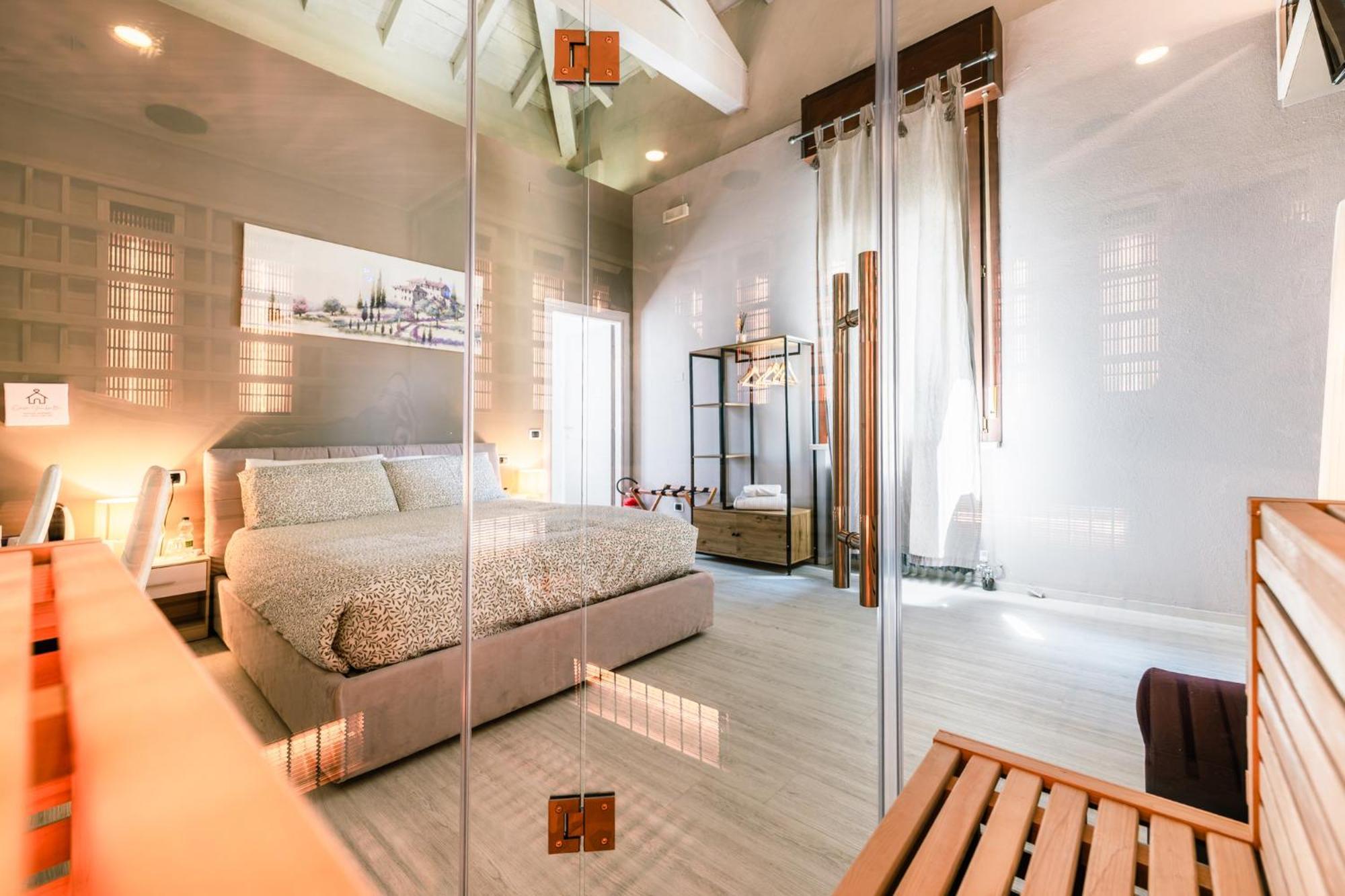 Deluxe King Suite