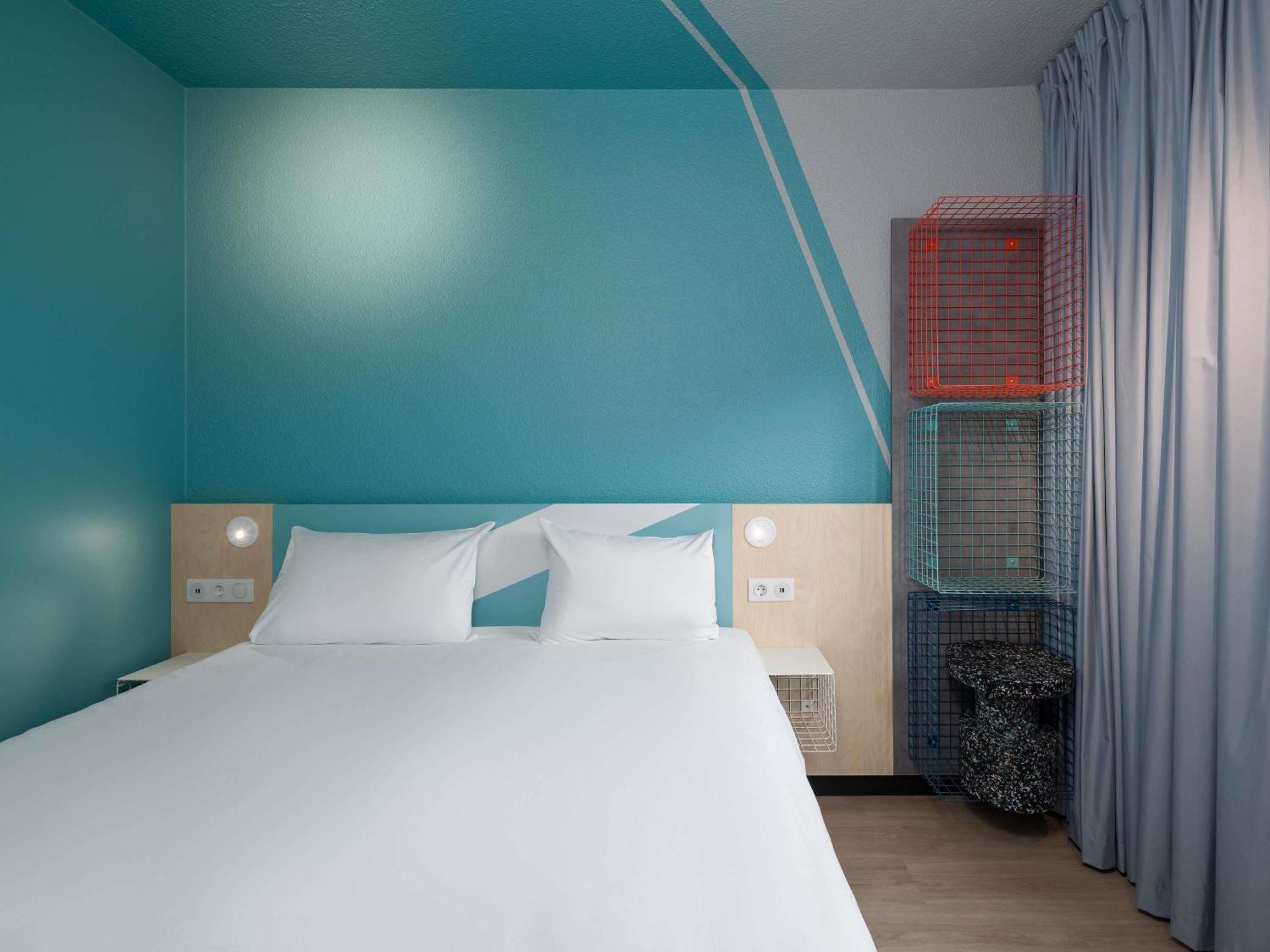 Standard Adapted Room with double bed