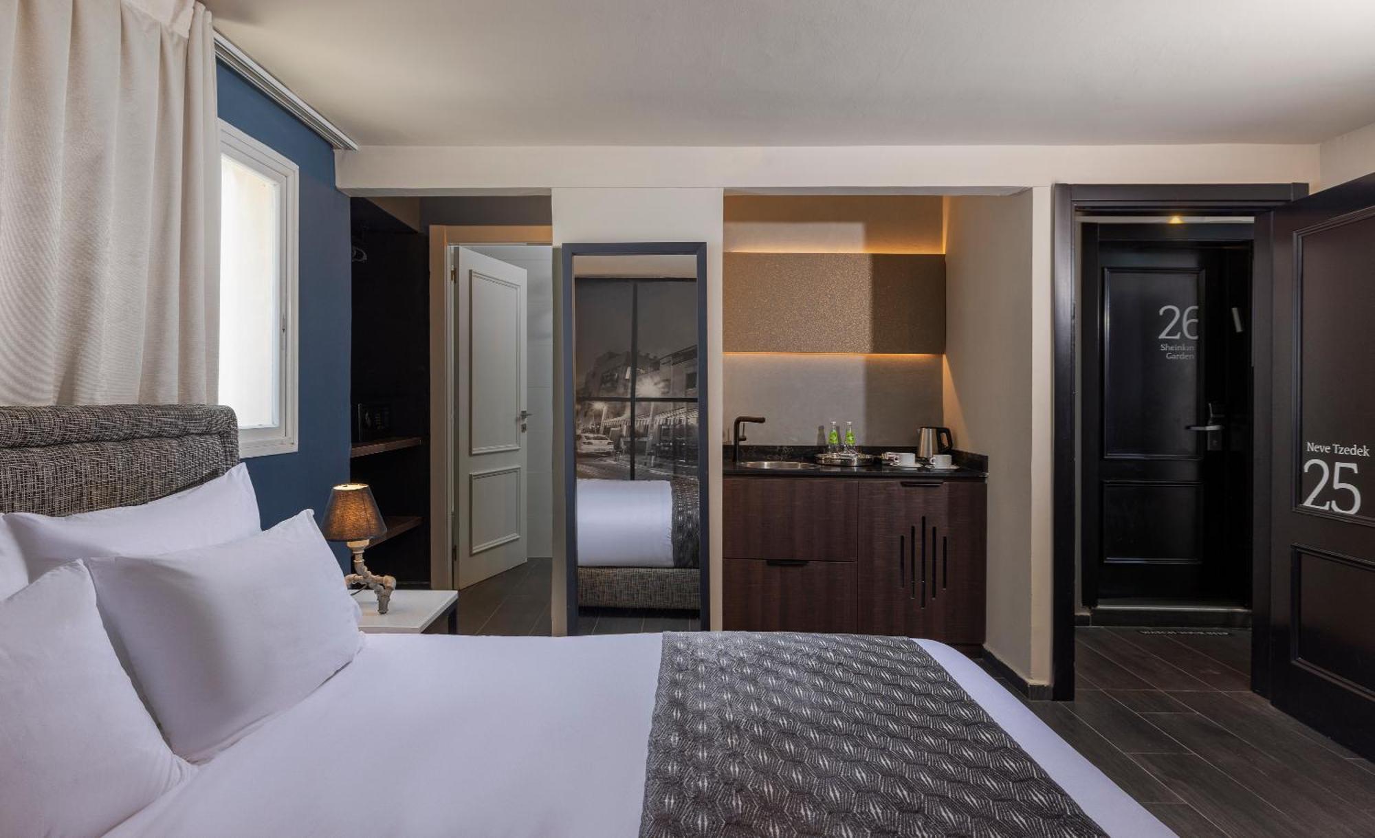 Classic Double Room