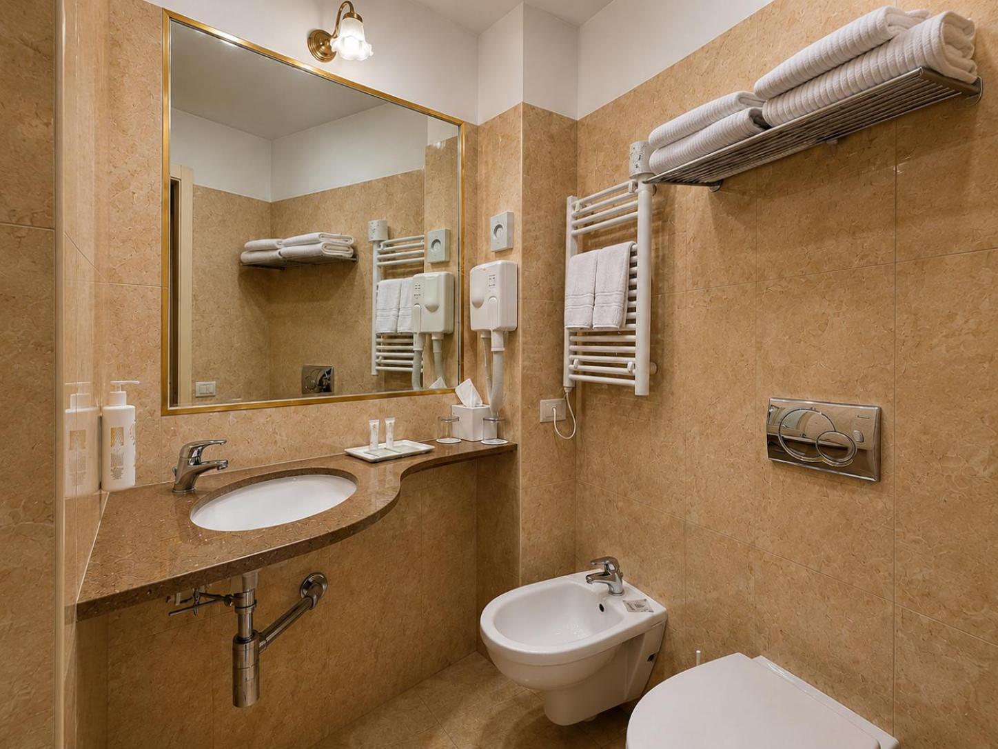 Standard Double or Twin Room with Internal View
