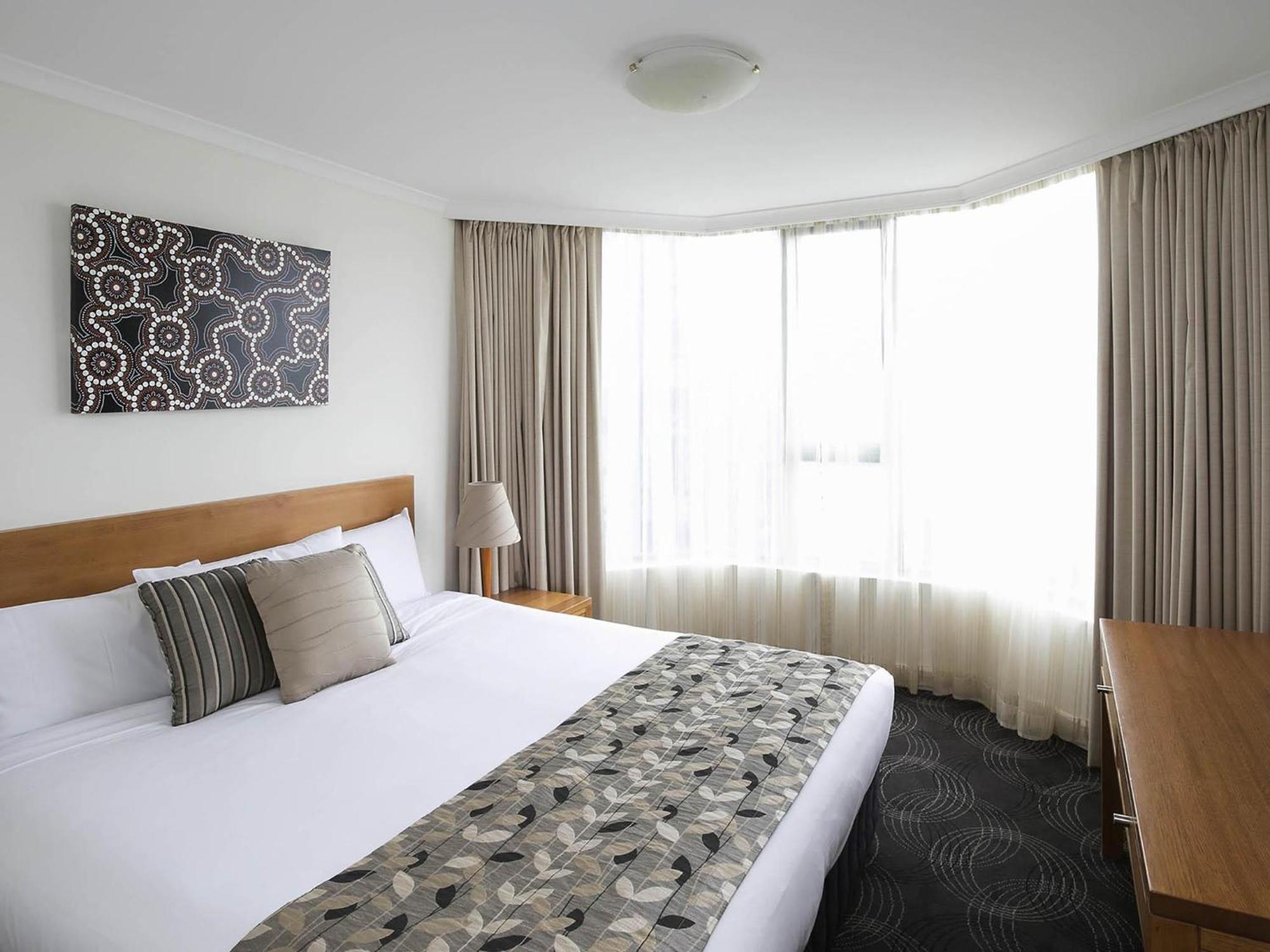 Two-Bedroom Apartment One King Bed One Queen Bed