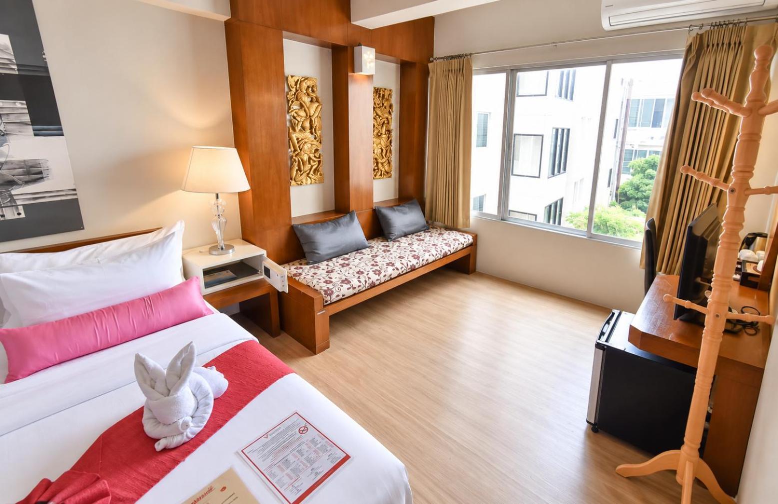 Grand Double with Pool View