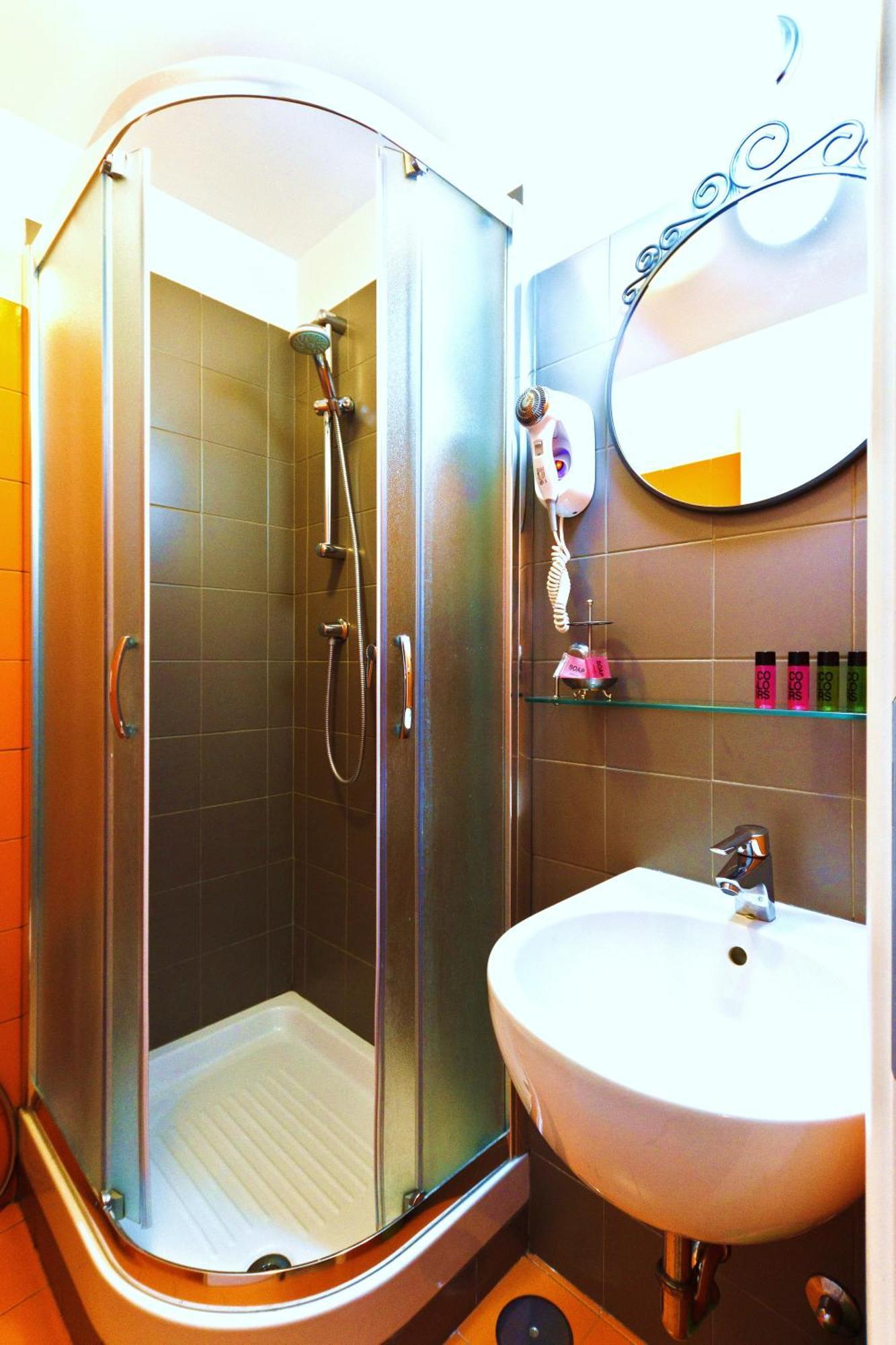 Triple Room,822995477:JPEG