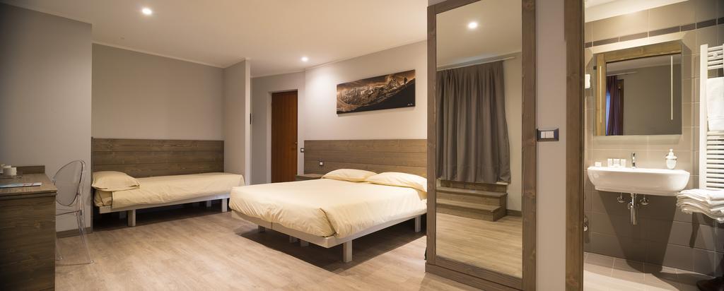 Dreibettzimmer
