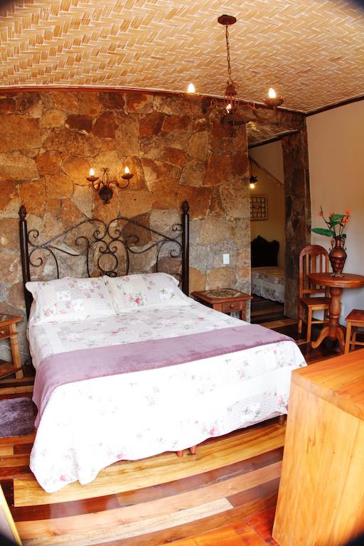 Quarto Duplo Amplo